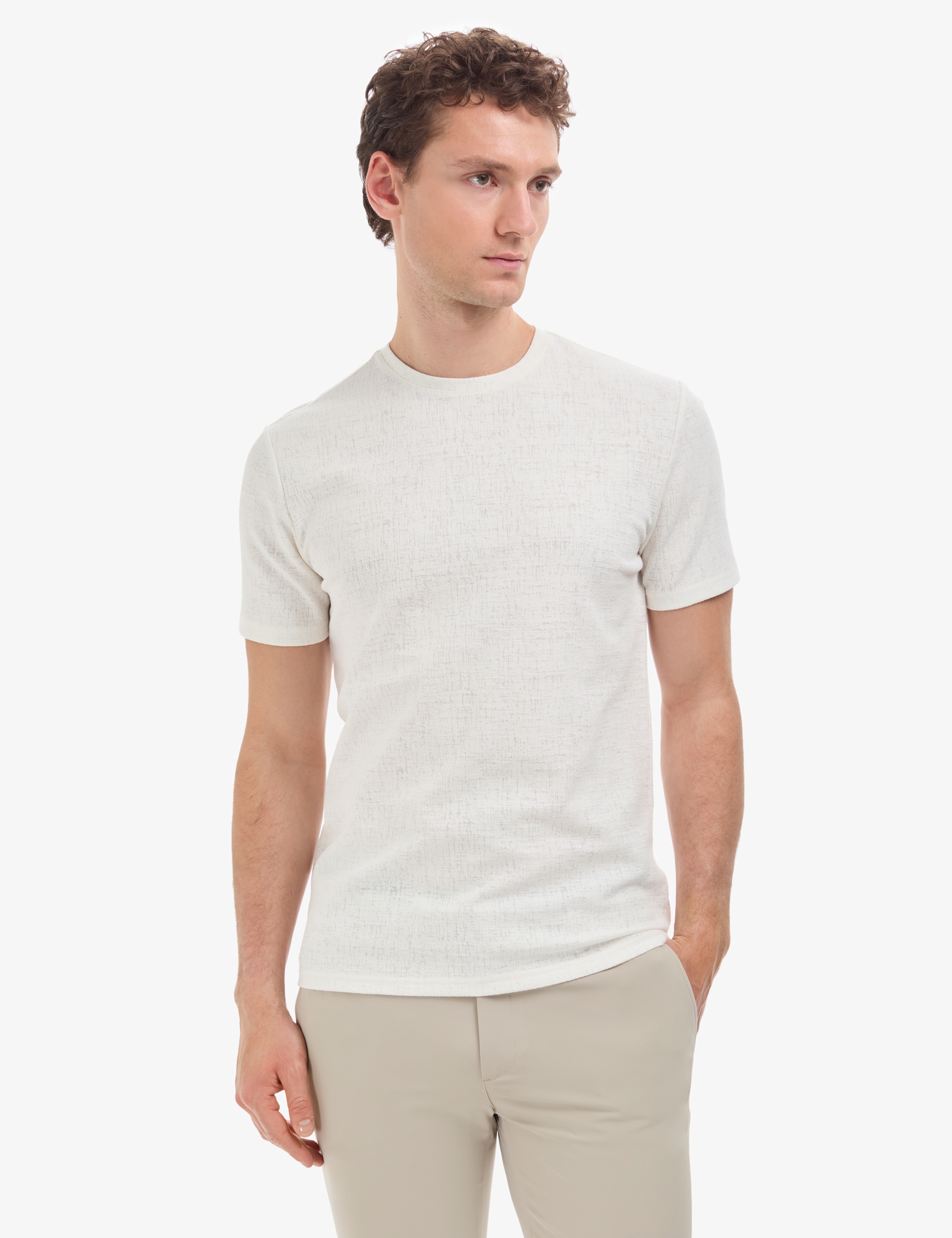 Ekru Regular Fit Bisiklet Yaka Tişört