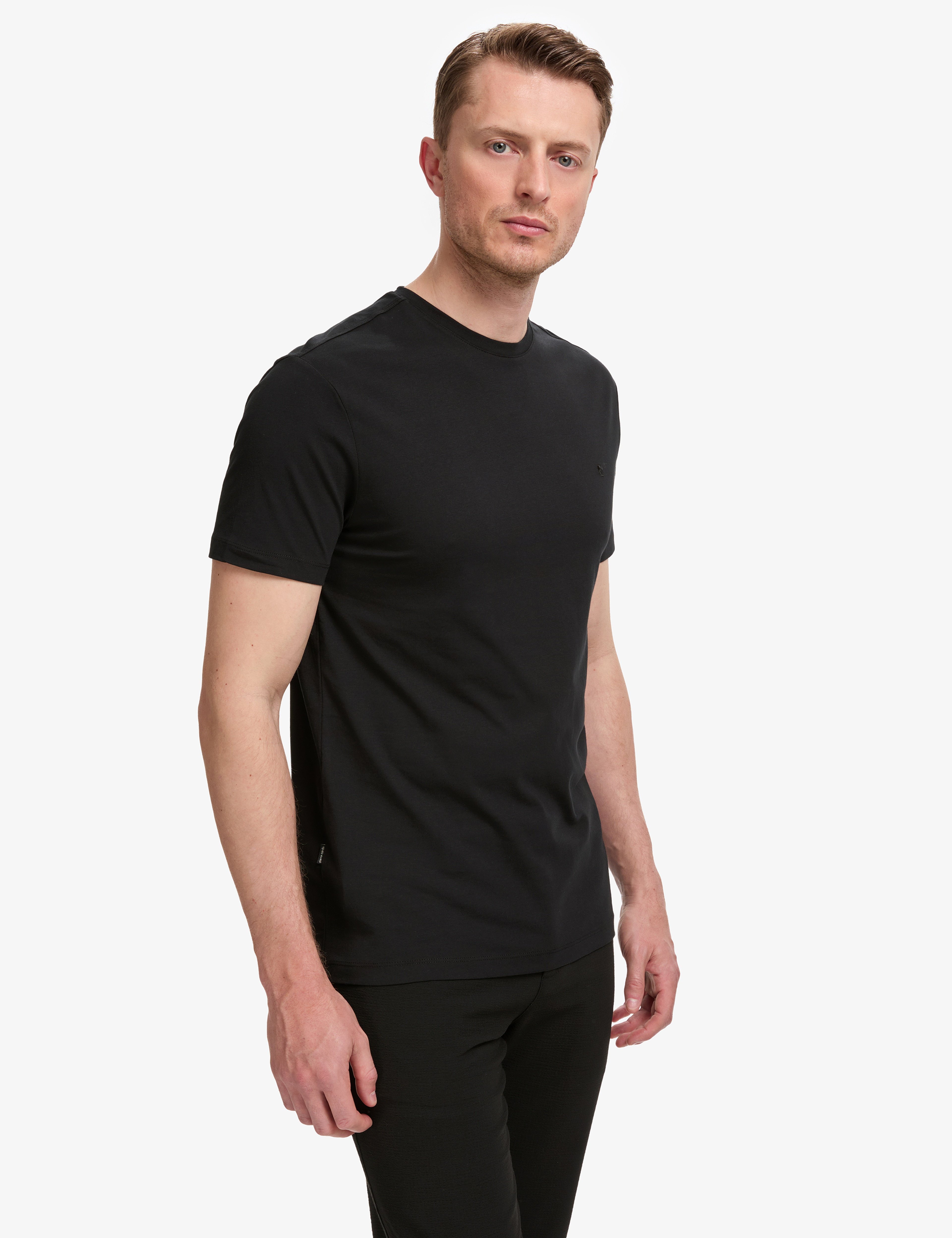 Siyah Slim Fit %100 Pamuk Bisiklet Yaka Basic Tişört