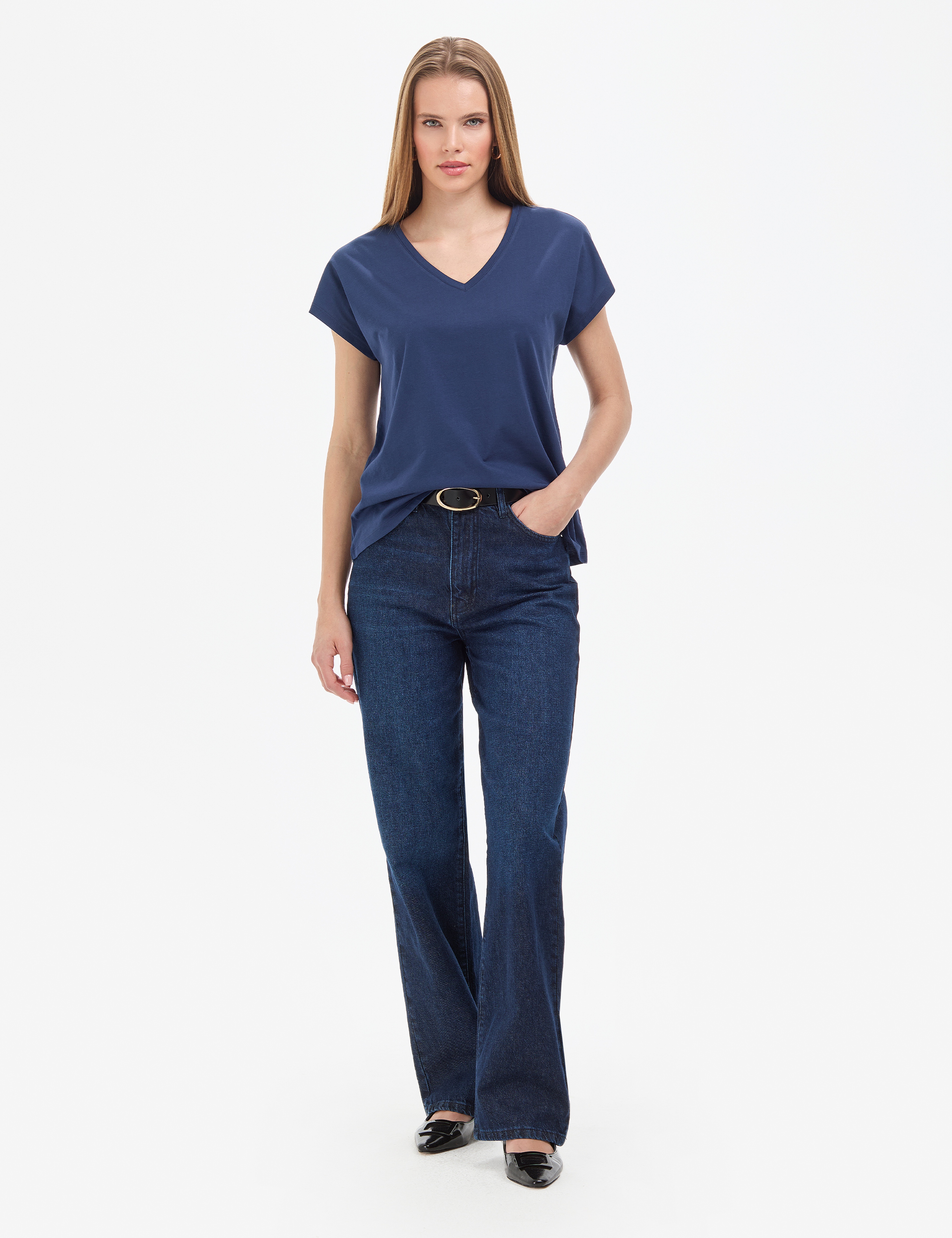 Lacivert Regular Fit V Yaka Basic Tişört - Image 4