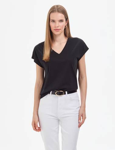 Siyah Regular Fit V Yaka Basic Tişört
