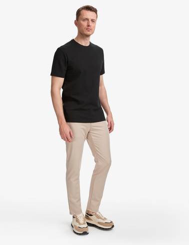 Siyah Regular Fit Bisiklet Yaka Tişört