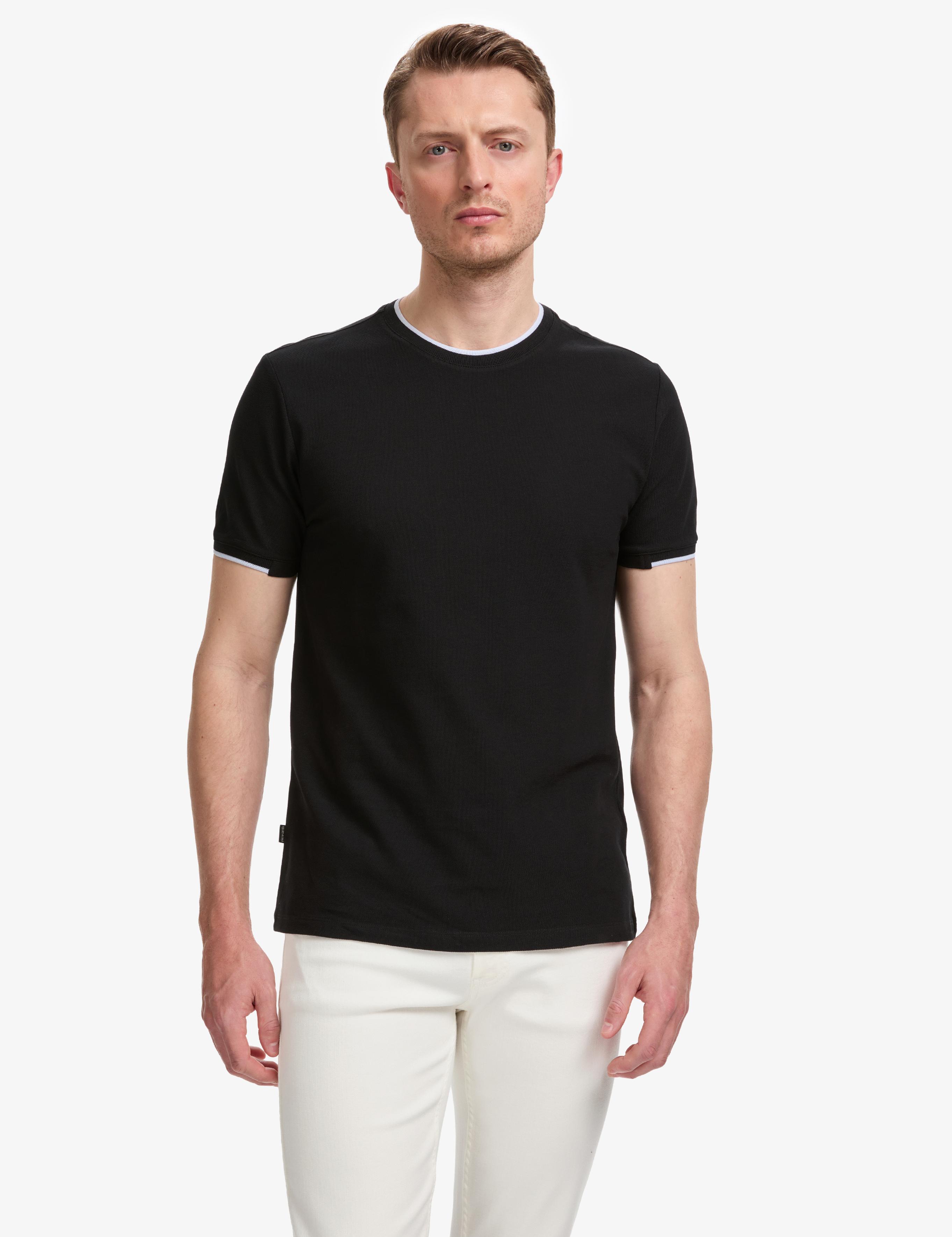 Siyah Slim Fit Tişört