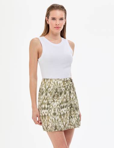 Beyaz Ex. Slim Fit Örme Bluz