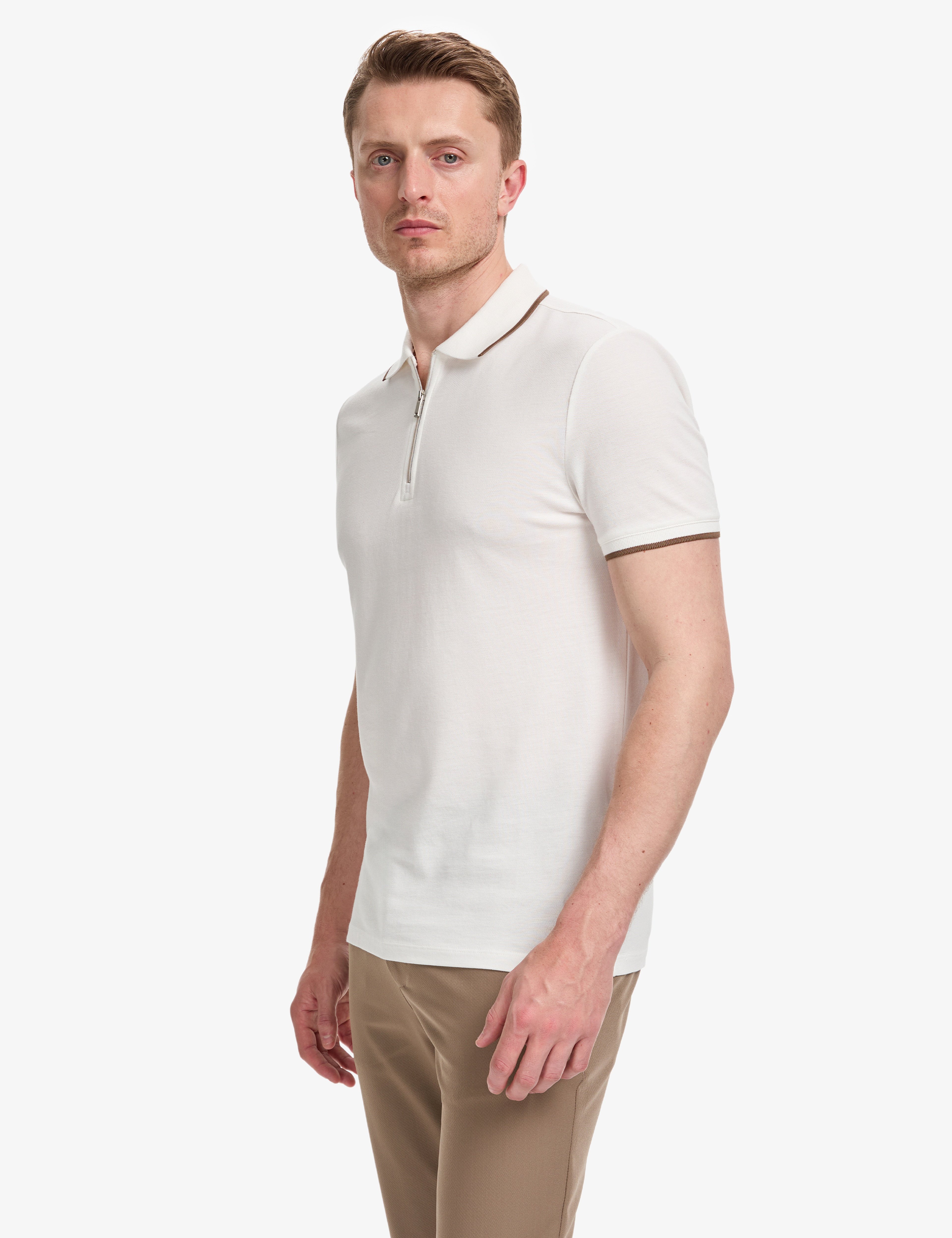 Ekru Slim Fit %100 Pamuk Fermuarlı Polo Yaka Tişört