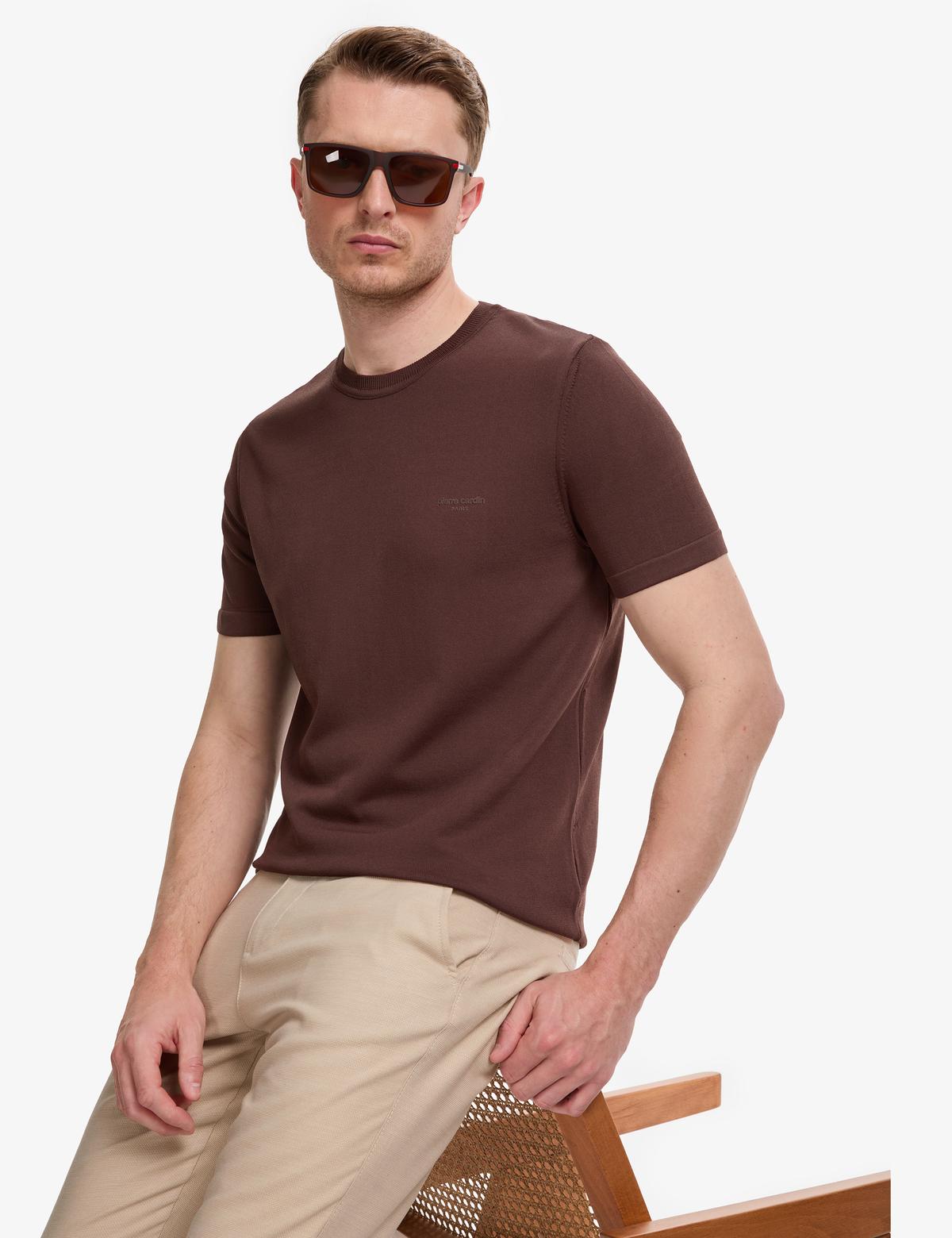 Koyu Kahverengi Slim Fit Bisiklet Yaka Triko Tişört - 50320807078