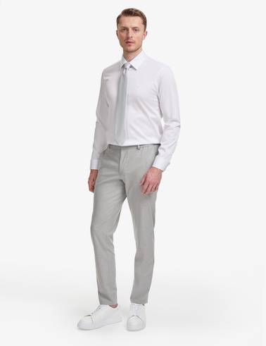 Beyaz Slim Fit Uzun Kollu Esnek Basic Gömlek