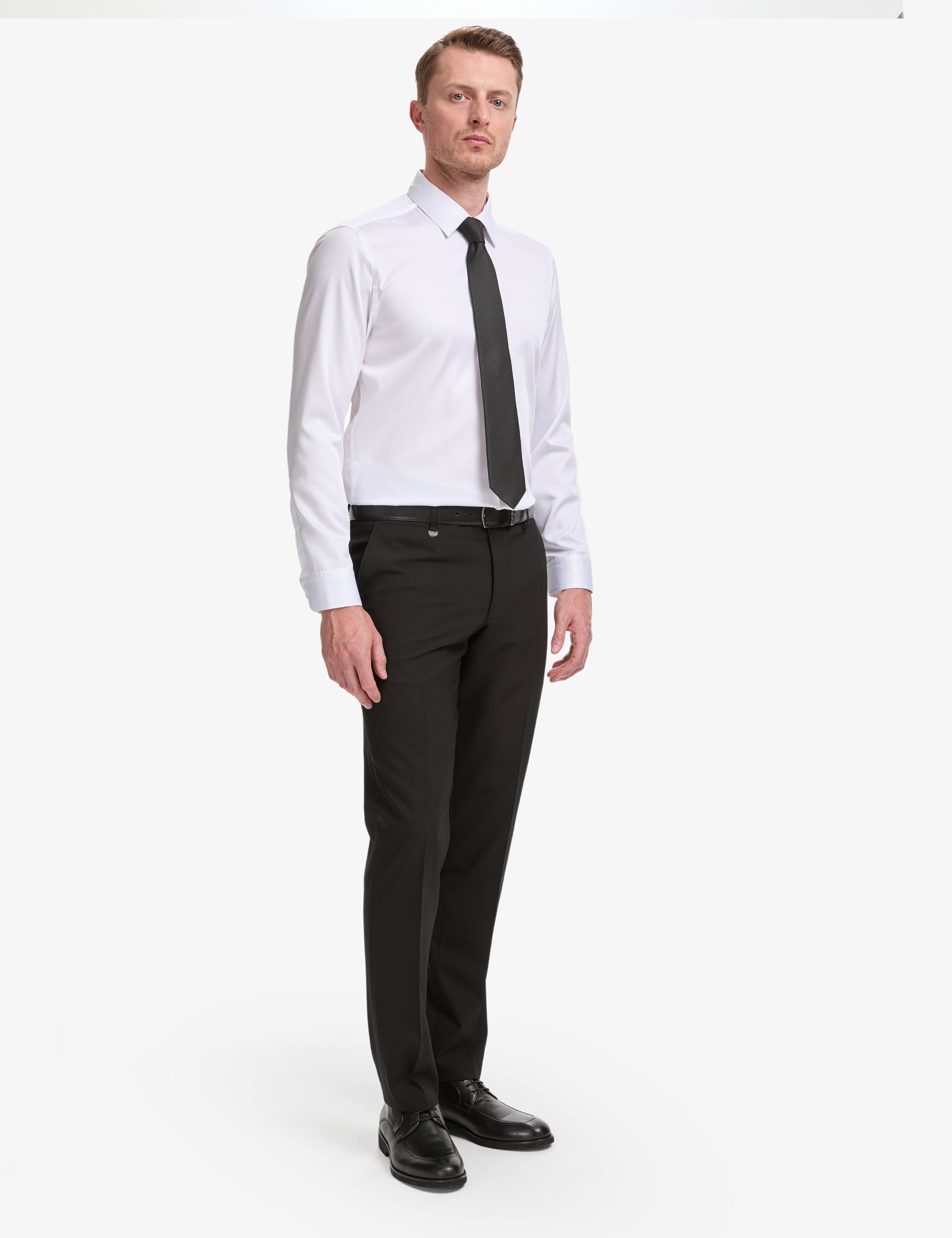 Beyaz Non Iron Easy Care Kumaş Slim Fit Basic Gömlek