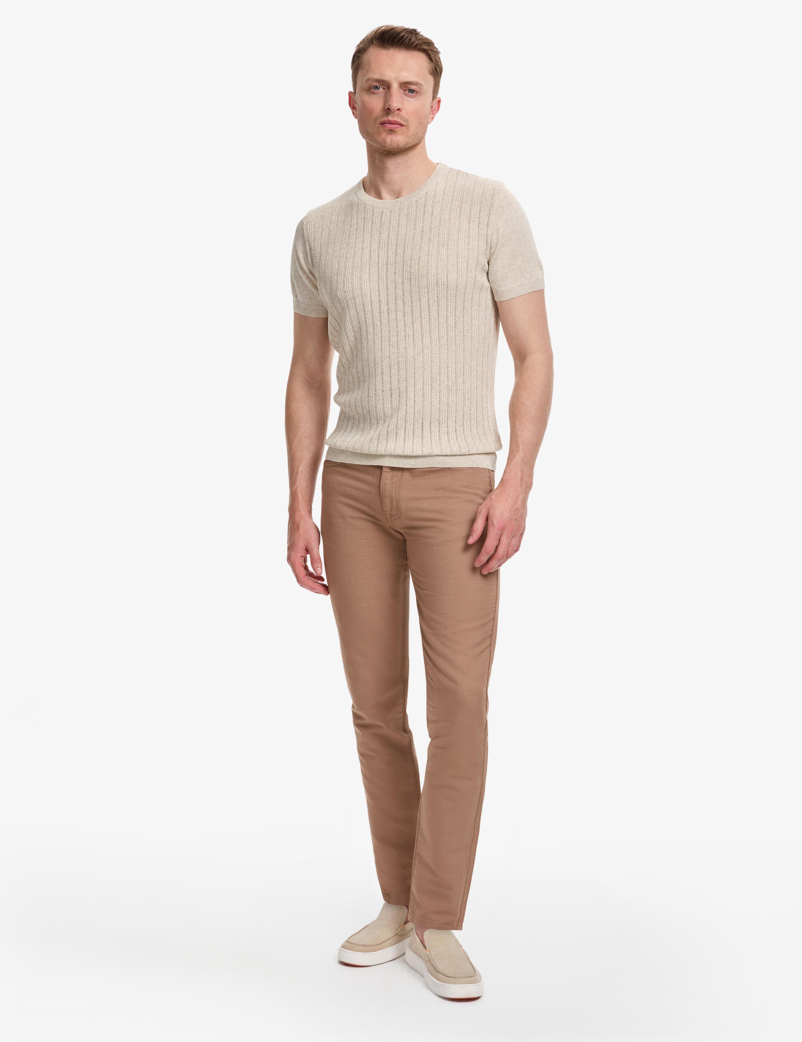 Bej Slim Fit Keten Karışımlı Bisiklet Yaka Triko Tişört