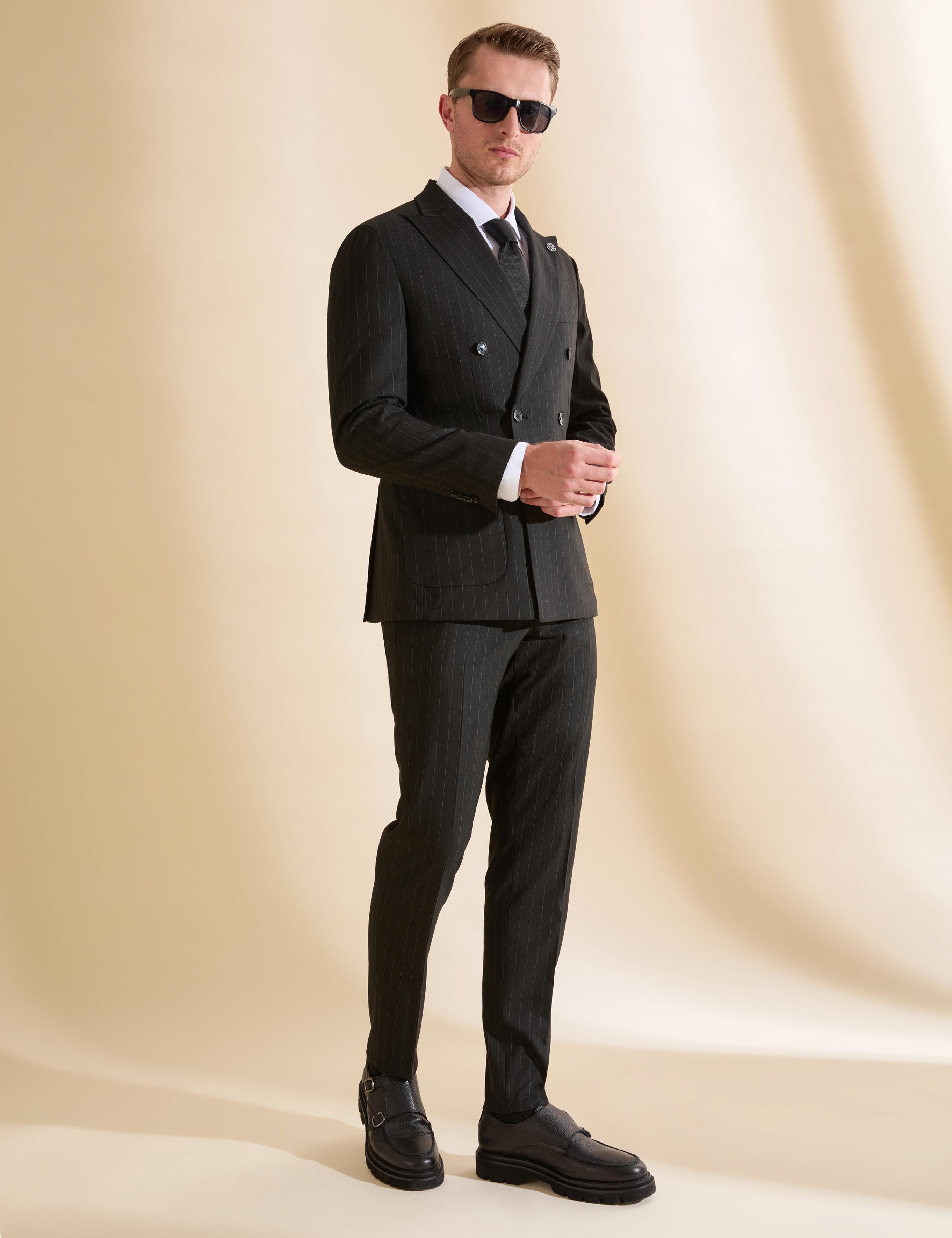 Siyah Ex. Slim Fit Çizgili Kruvaze Takım Elbise