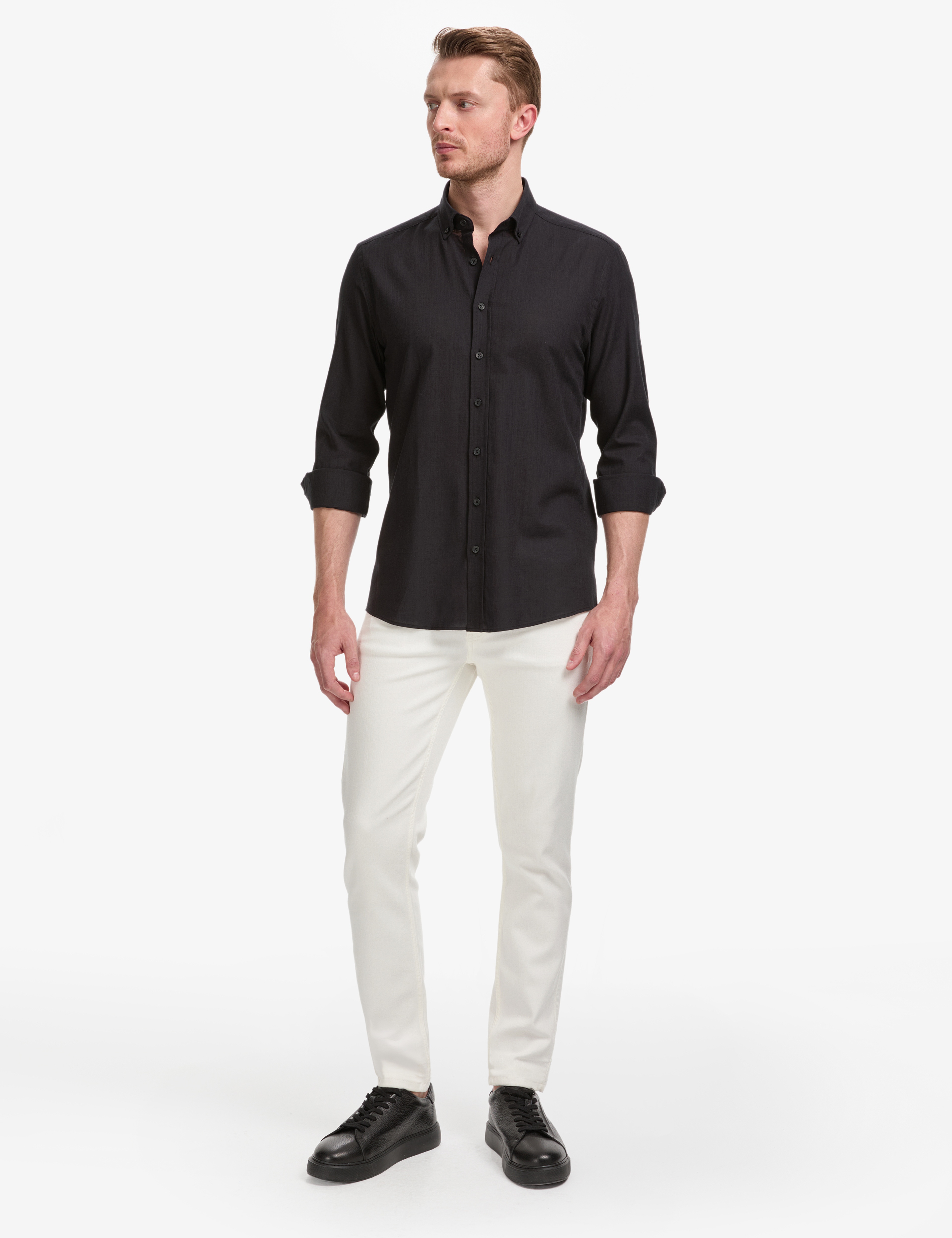 Siyah %100 Pamuk Keten Görünümlü Slim Fit Uzun Kollu Gömlek - Image 4