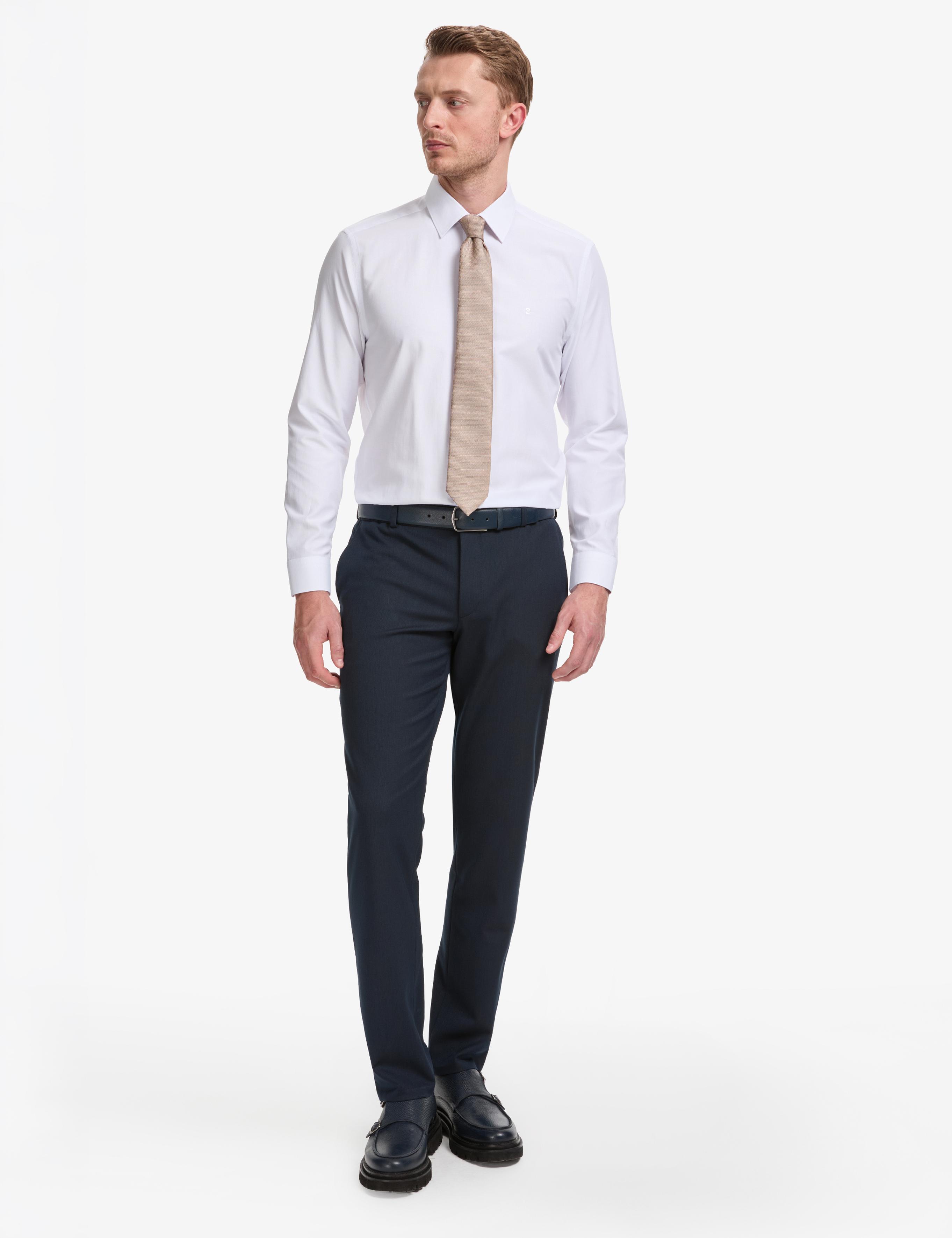Beyaz Regular Fit Uzun Kollu Basic Gömlek
