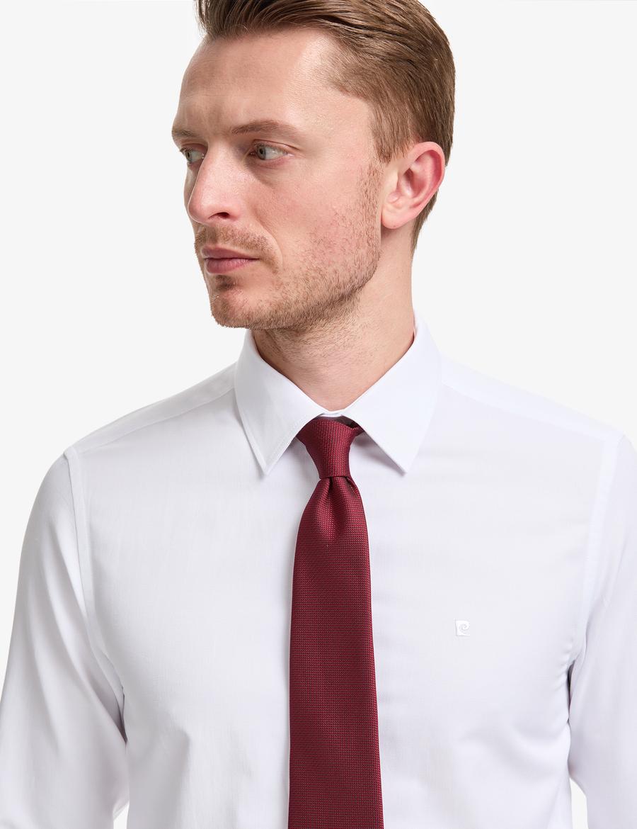 Beyaz Slim Fit Uzun Kollu Gömlek