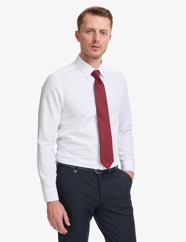 Beyaz Slim Fit Armürlü Uzun Kollu Gömlek