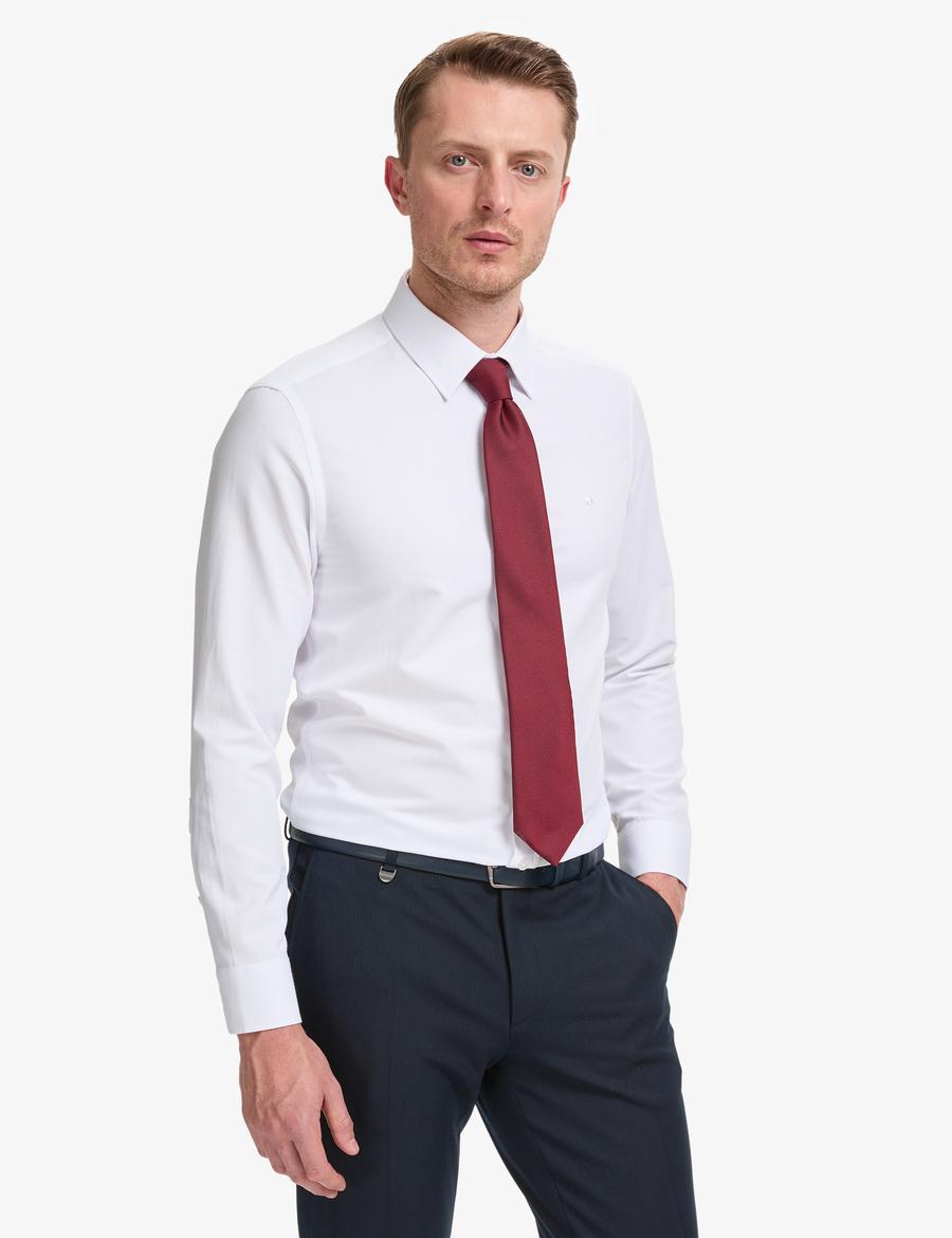 Beyaz Slim Fit Uzun Kollu Gömlek