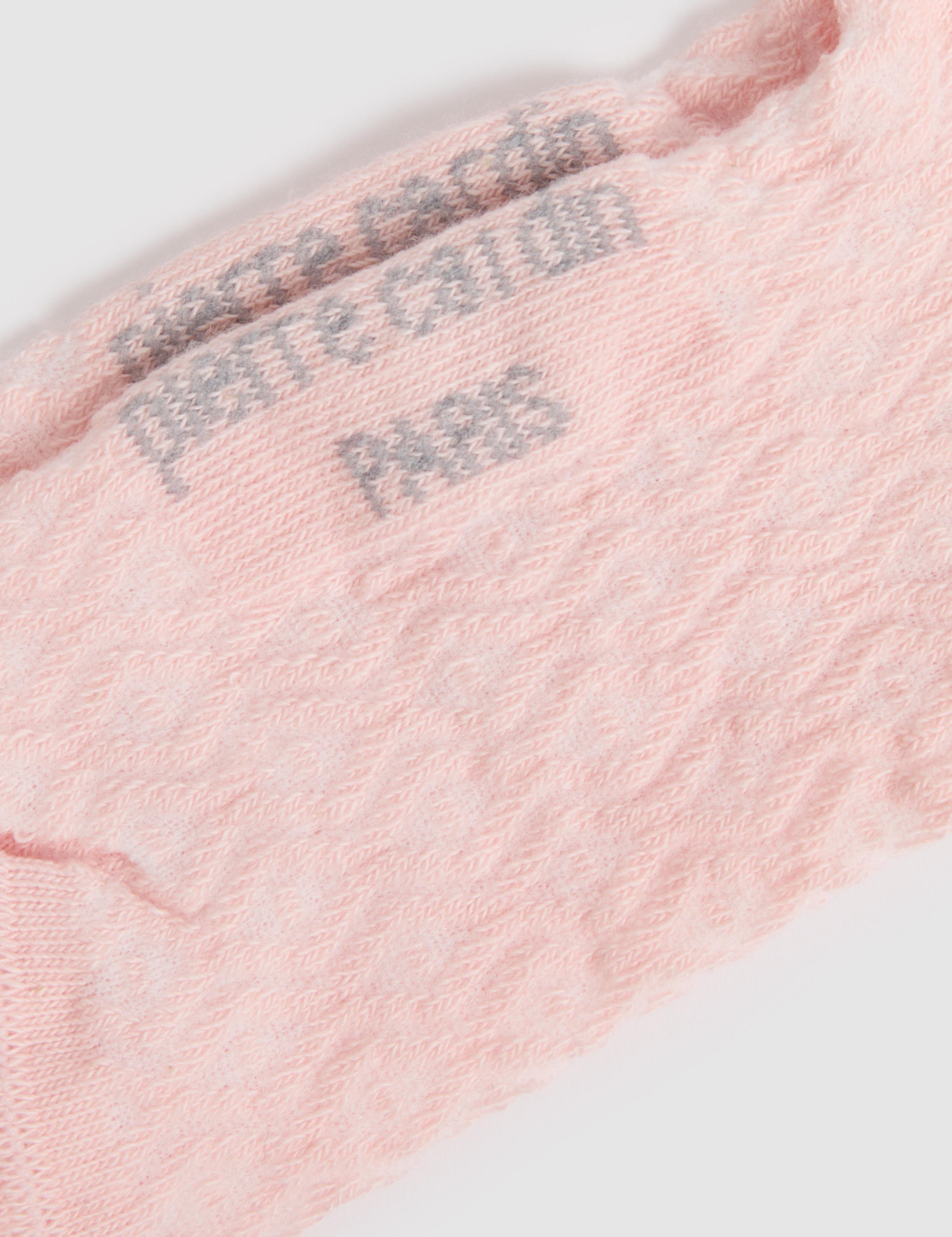 Pembe Çorap