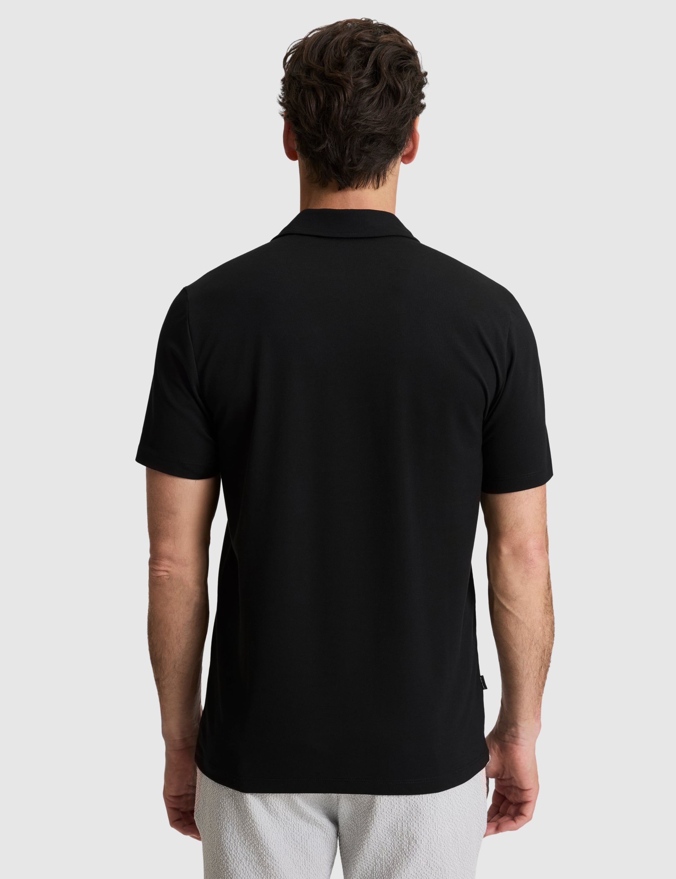 Siyah Regular Fit Düğmeli Polo Yaka Tişört