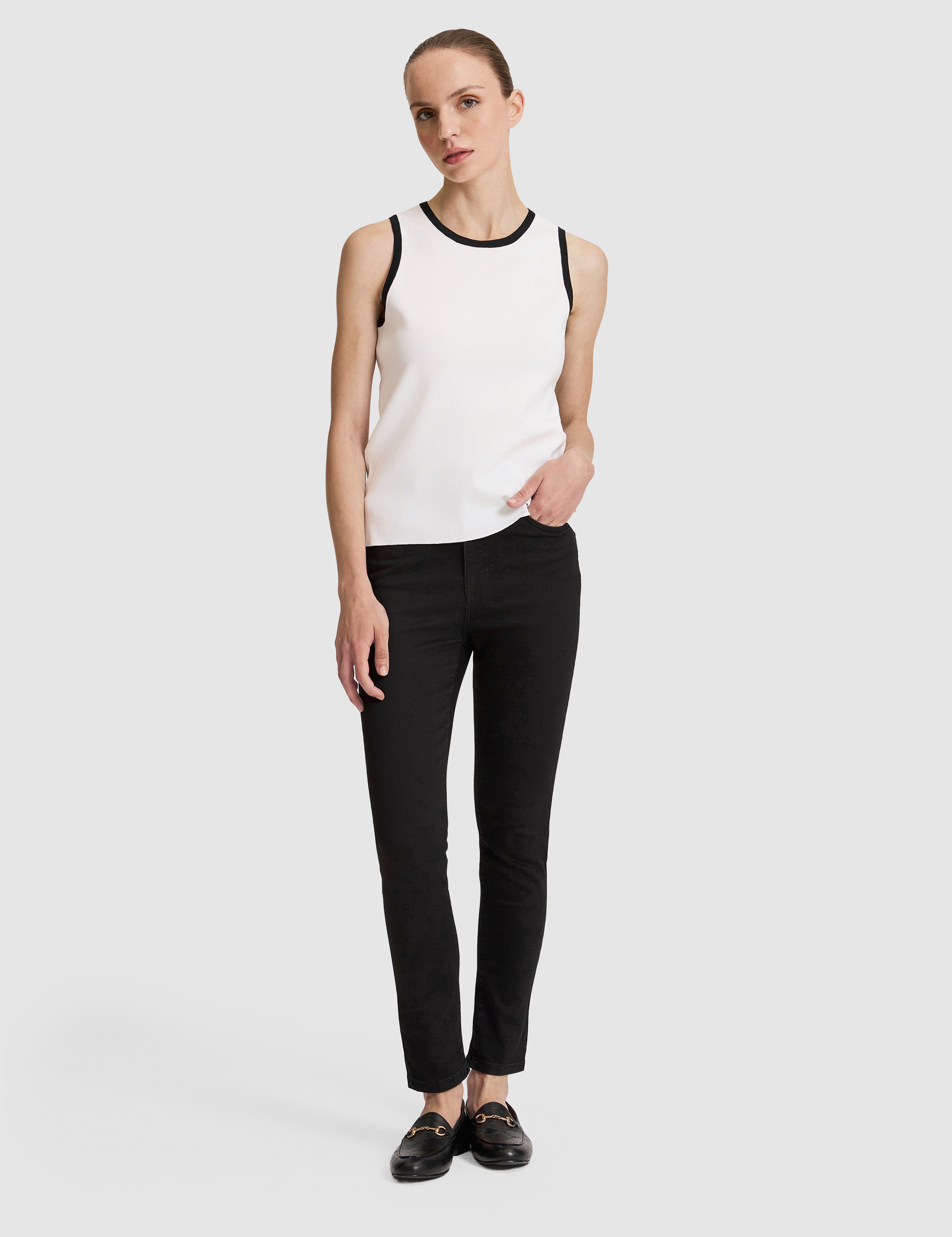 Beyaz Slim Fit Triko Tişört - Image 4