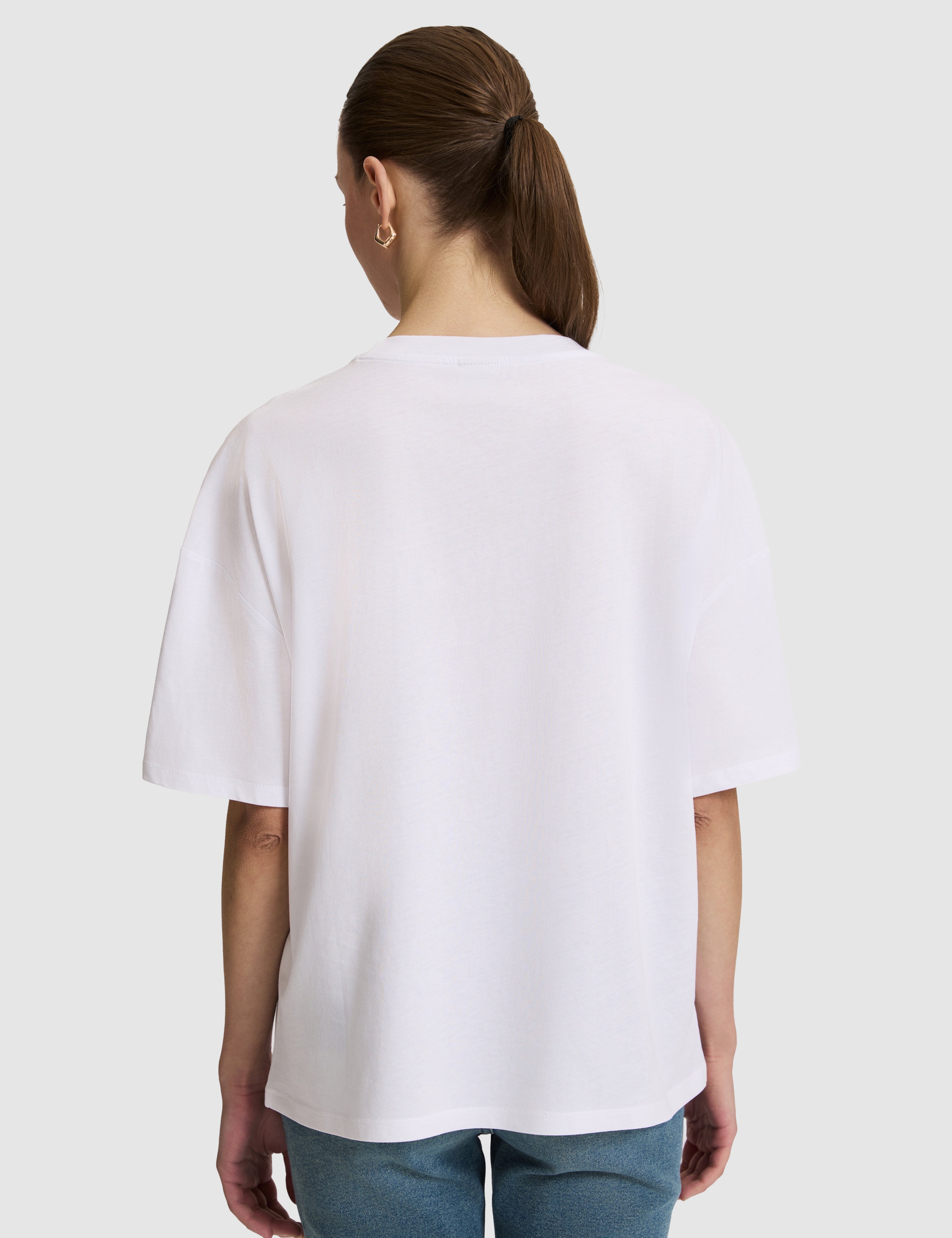 Beyaz Oversize Bisiklet Yaka Tişört - Image 6