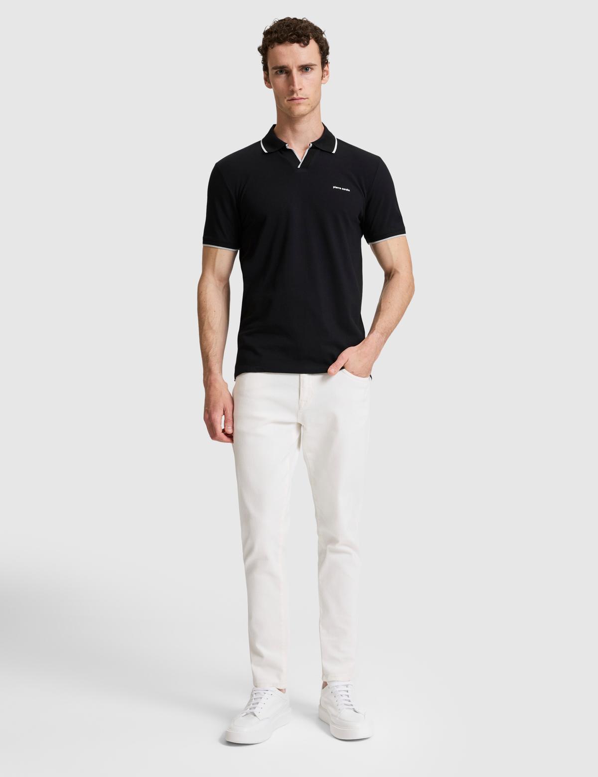 Siyah Slim Fit %100 Pamuk Apaş Yaka Tişört - 50321029023