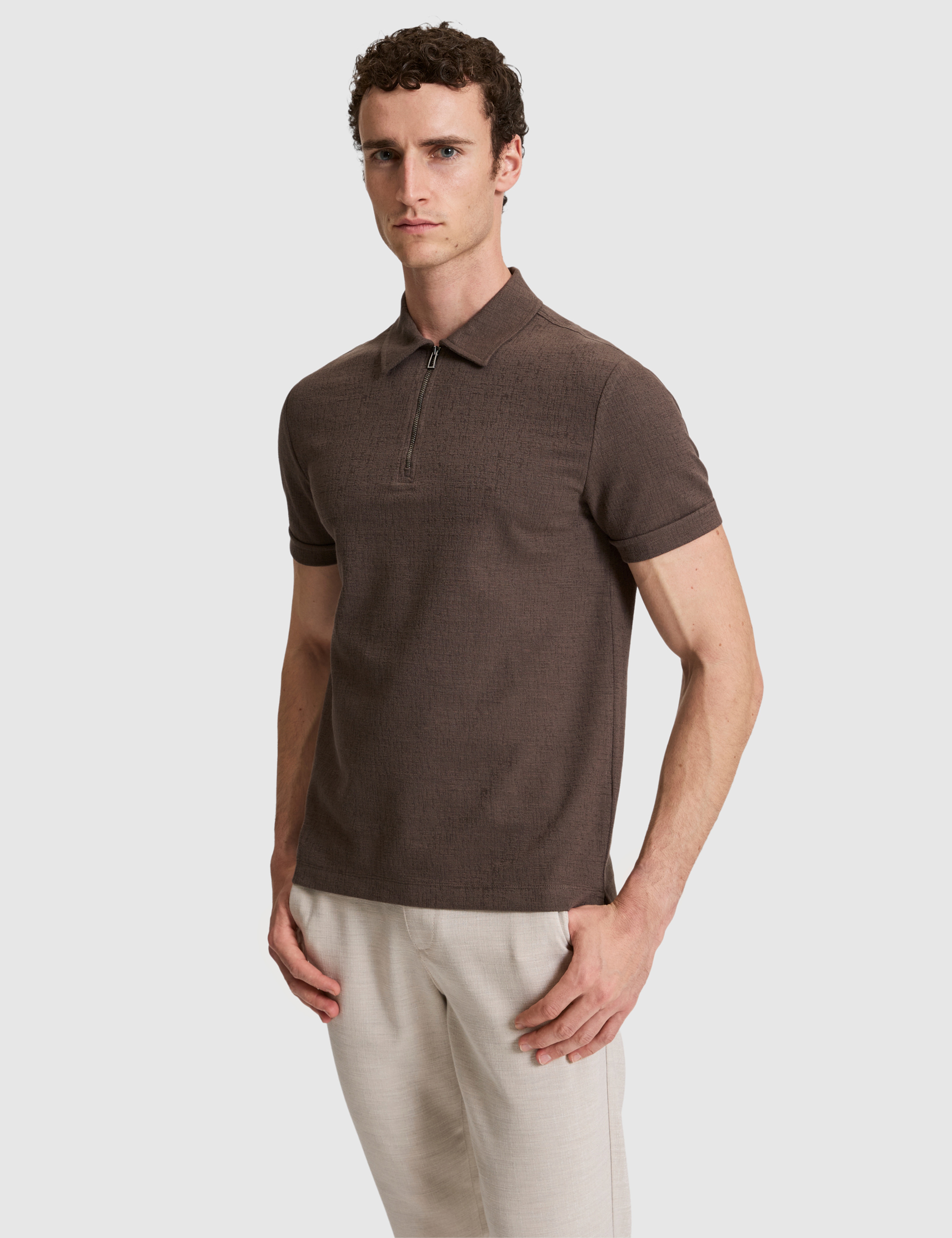 Koyu Kahverengi Slim Fit Fermuarlı Polo Yaka Tişört - Image 3