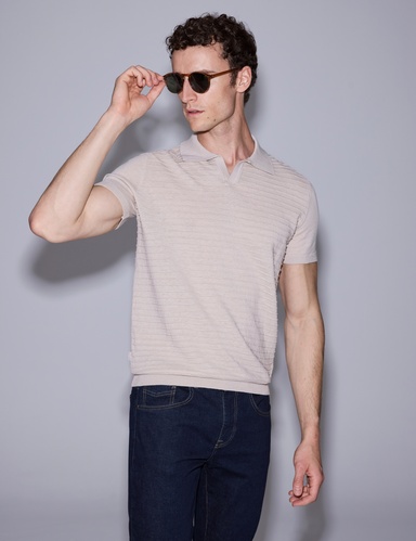 Bej Slim Fit Keten Karışmlı Apaş Yaka Triko Tişört