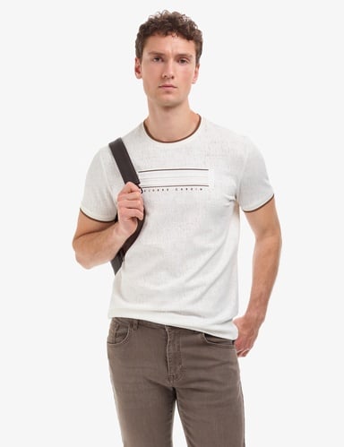 Ekru Slim Fit Bisiklet Yaka Tişört