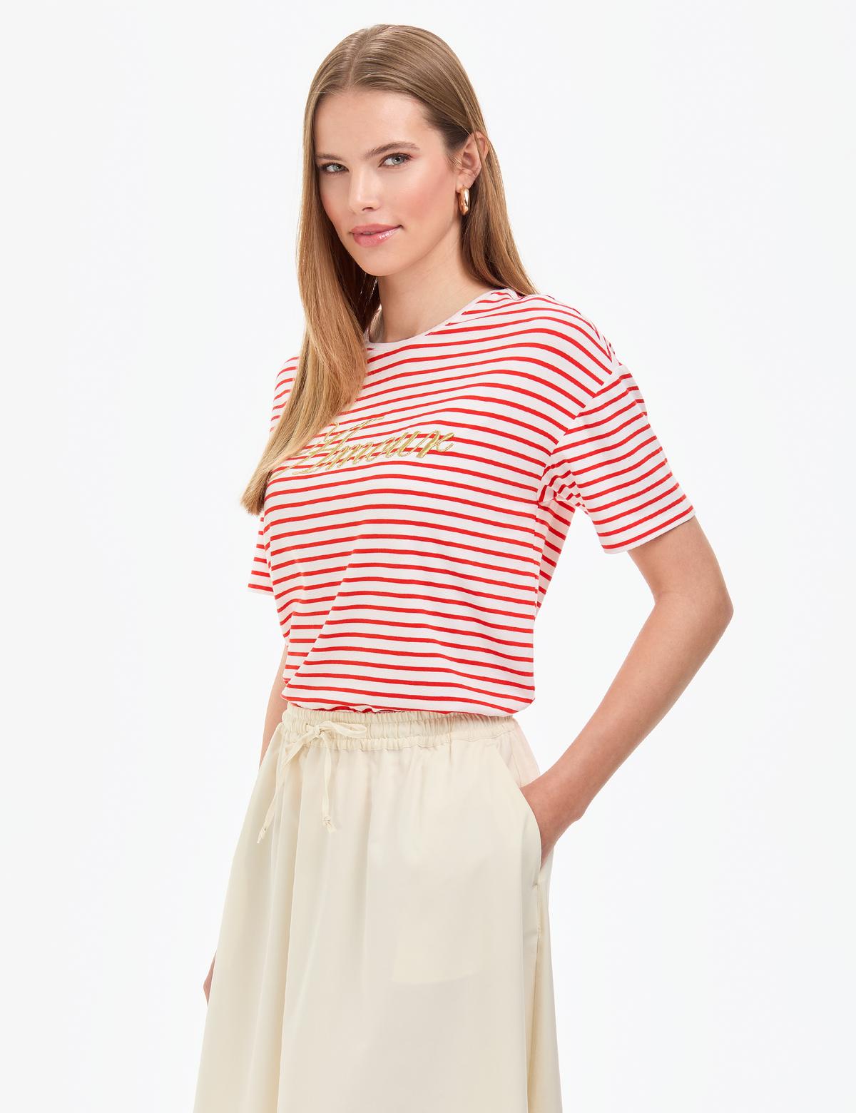 Kırmızı Comfort Fit Tişört - 50319855009