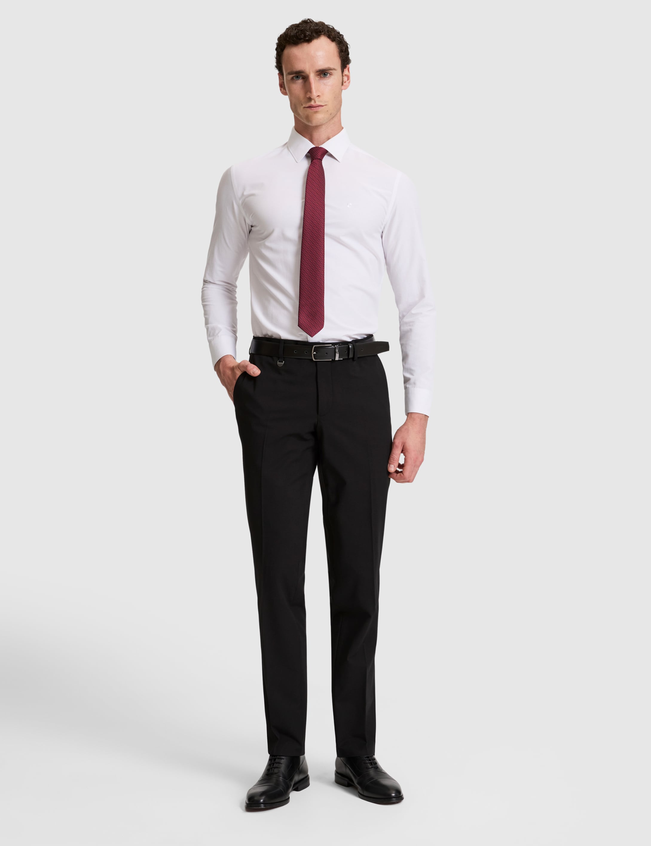 Siyah Slim Fit Kumaş Pantolon