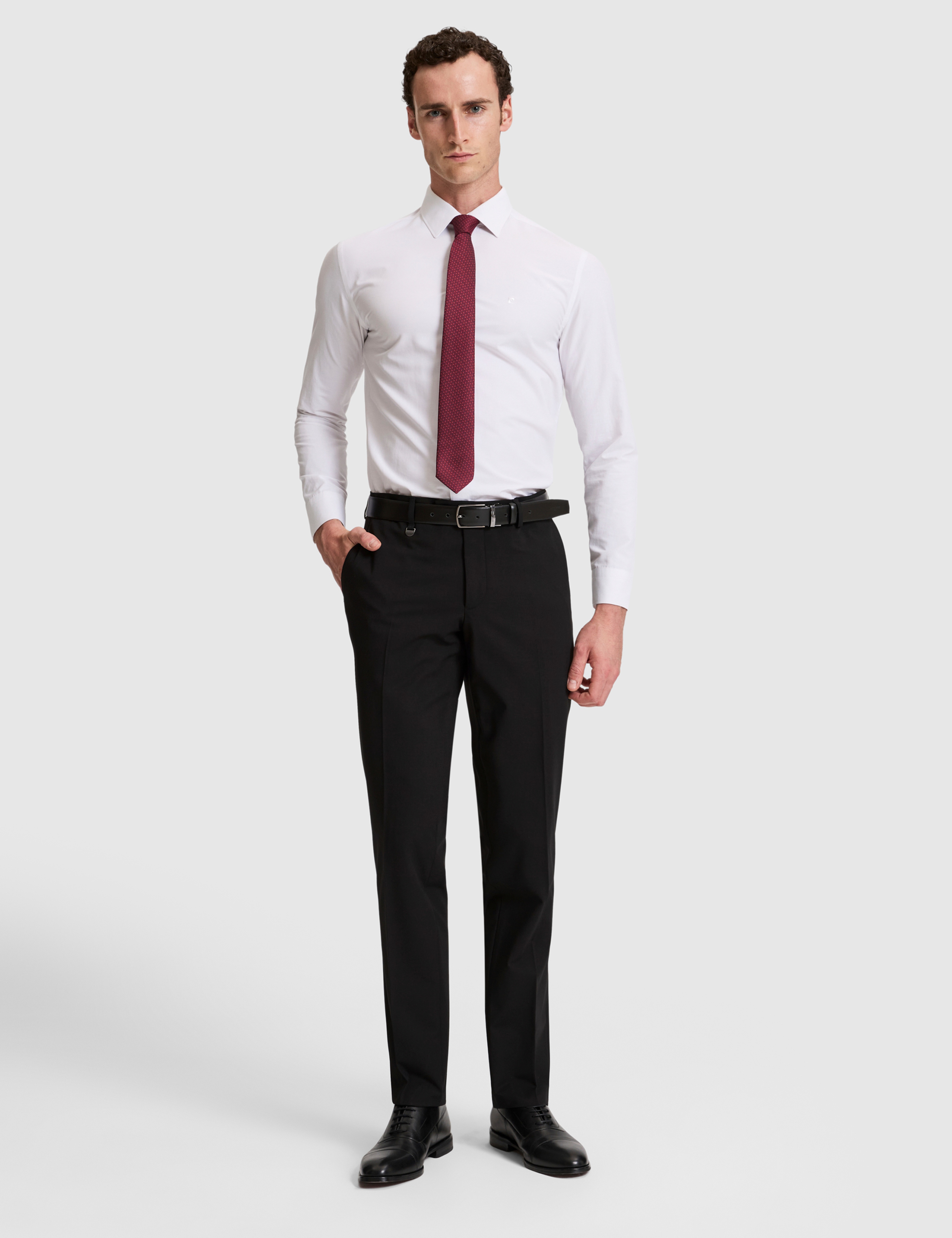 Siyah Slim Fit Kumaş Pantolon
