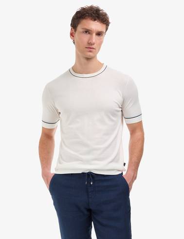 Ekru Slim Fit %100 Pamuk Bisiklet Yaka Triko Tişört