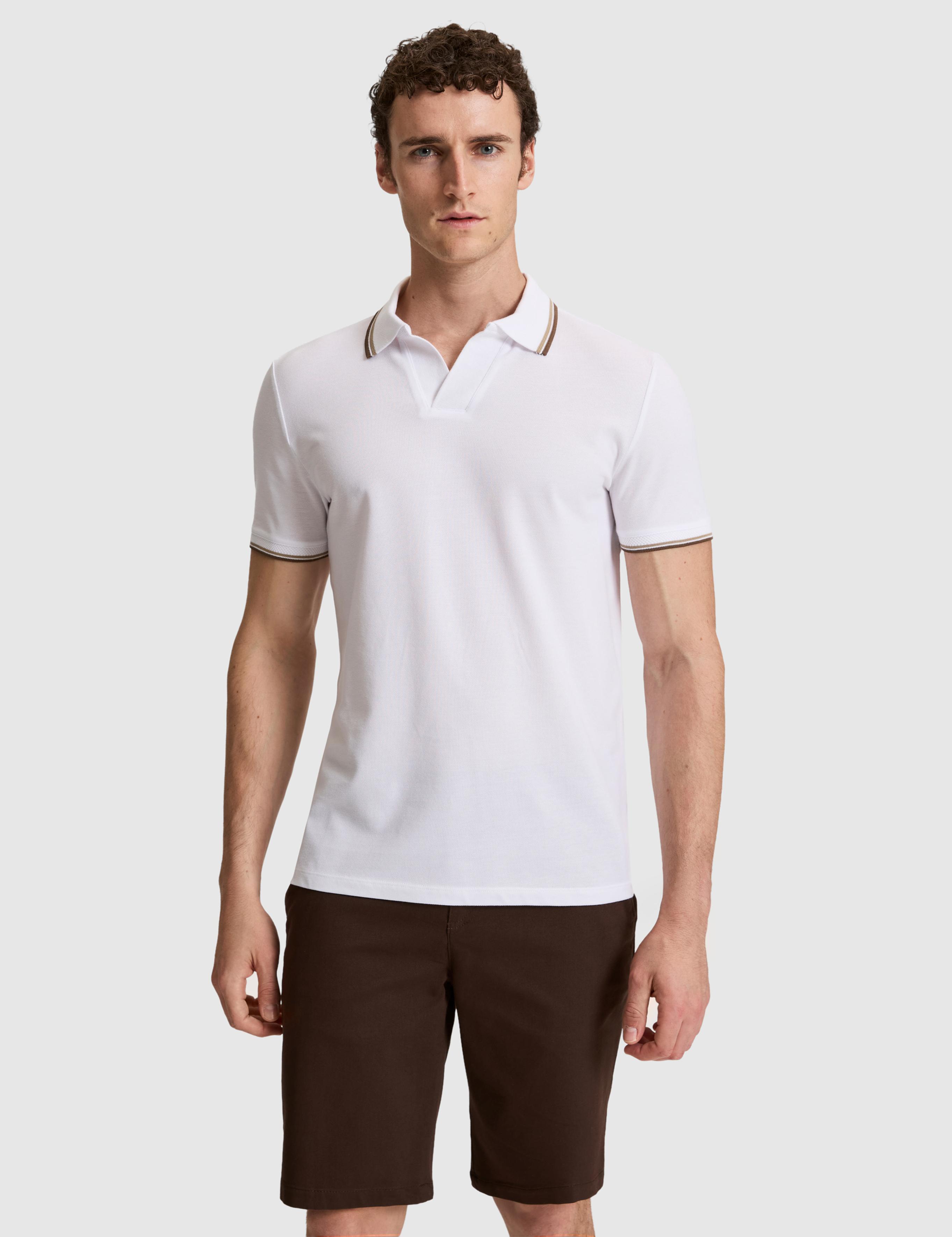 Beyaz Slim Fit %100 Pamuk Apaş Yaka Tişört
