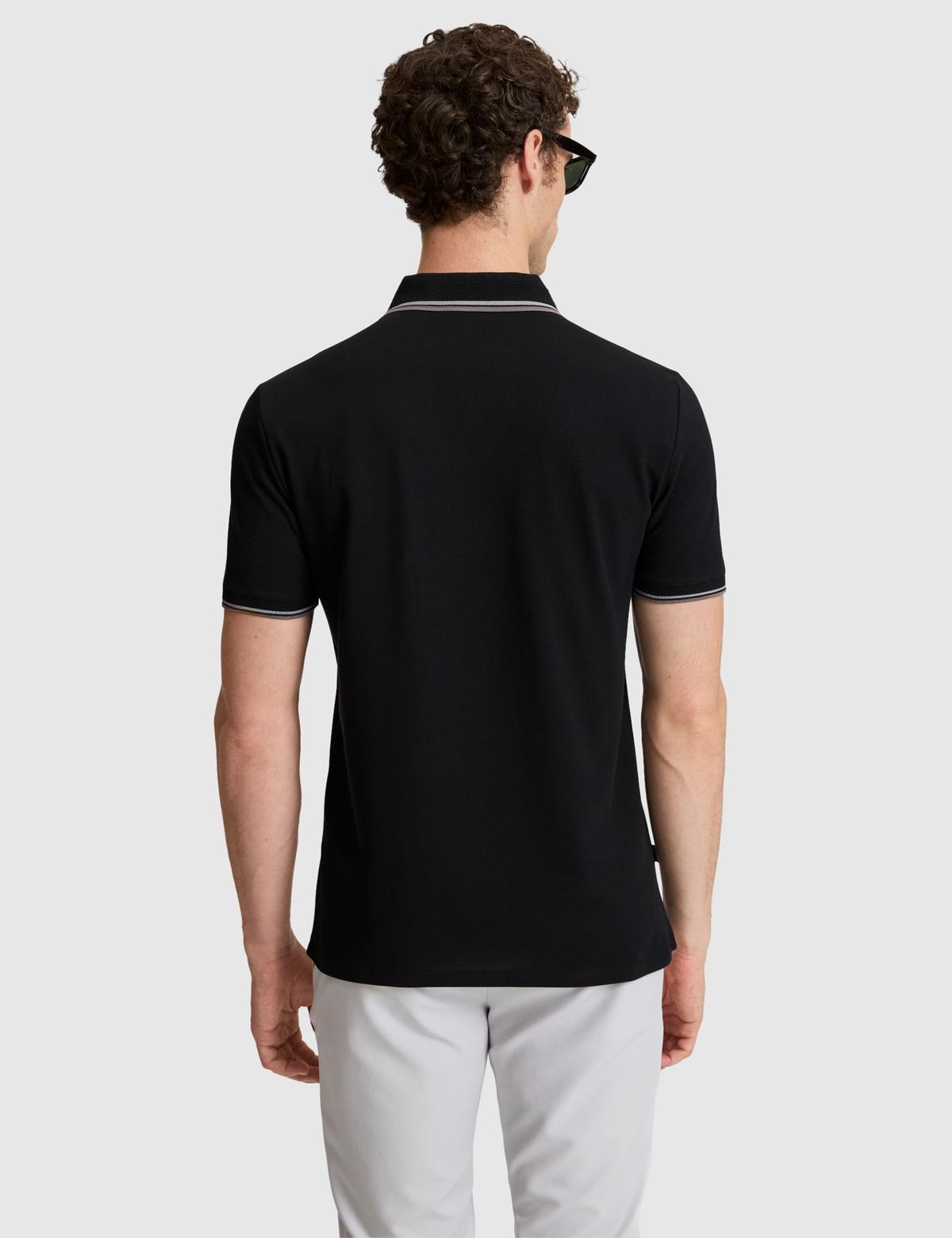 Siyah Slim Fit %100 Pamuk Apaş Yaka Tişört - 50327845023