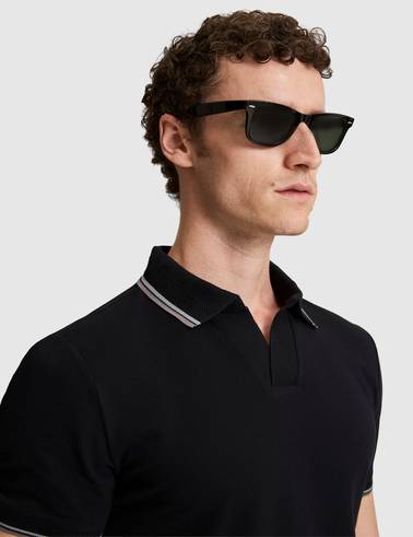 Siyah Slim Fit %100 Pamuk Apaş Yaka Tişört