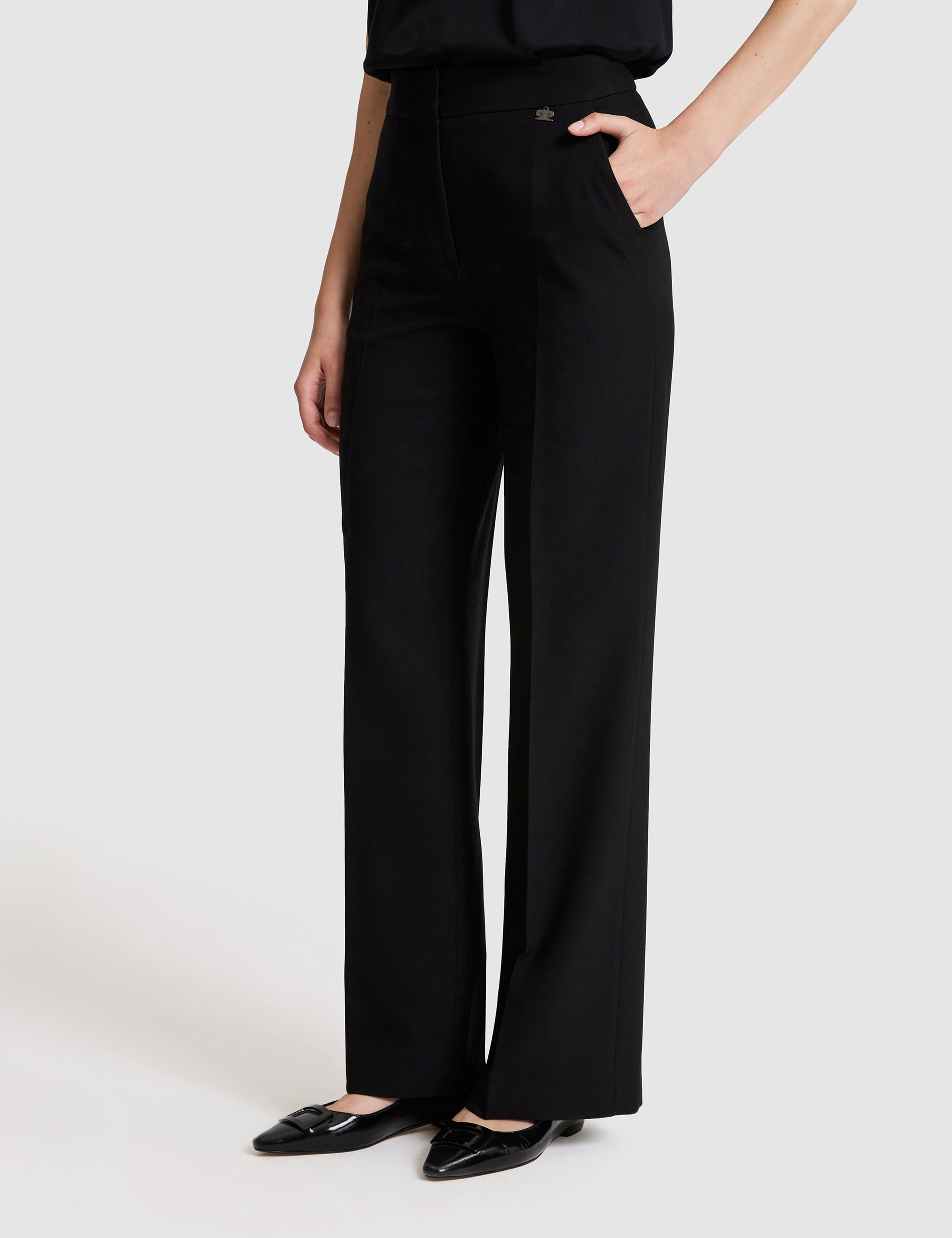 Siyah Flare Fit Kumaş Pantolon - Image 4