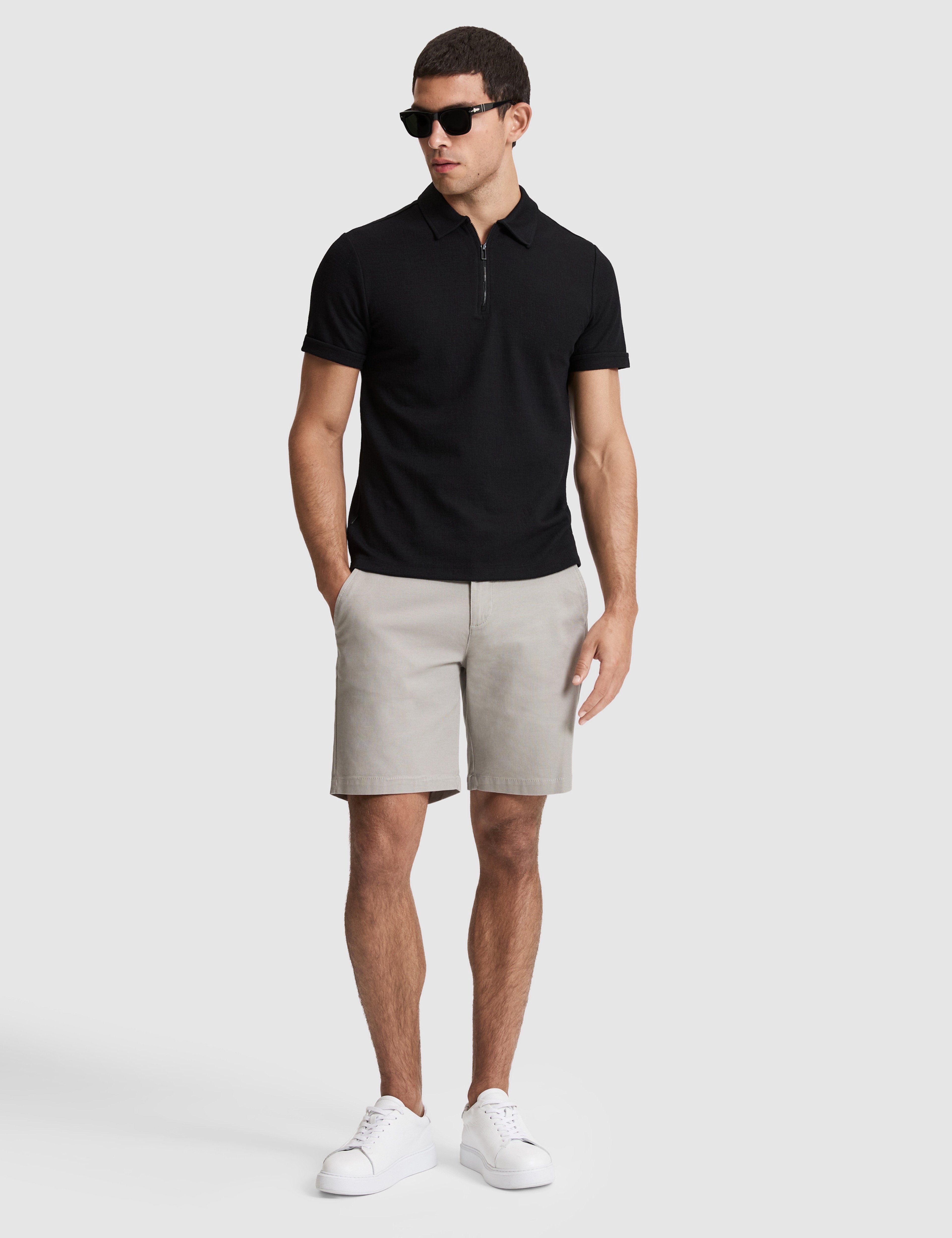 Taş Slim Fit Dokuma Şort