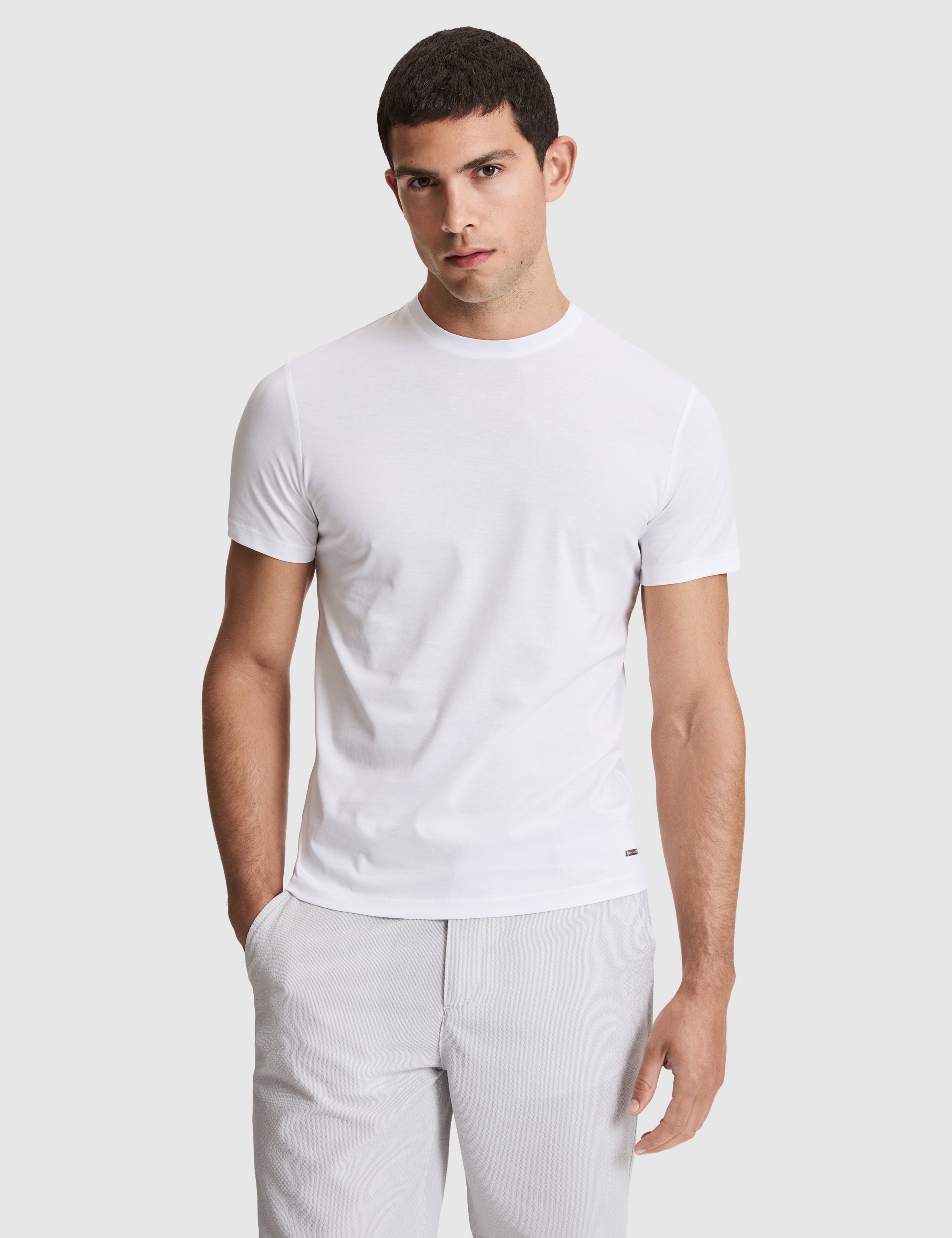 Beyaz Slim Fit %100 Pamuk Bisiklet Yaka Likralı Basic Tişört