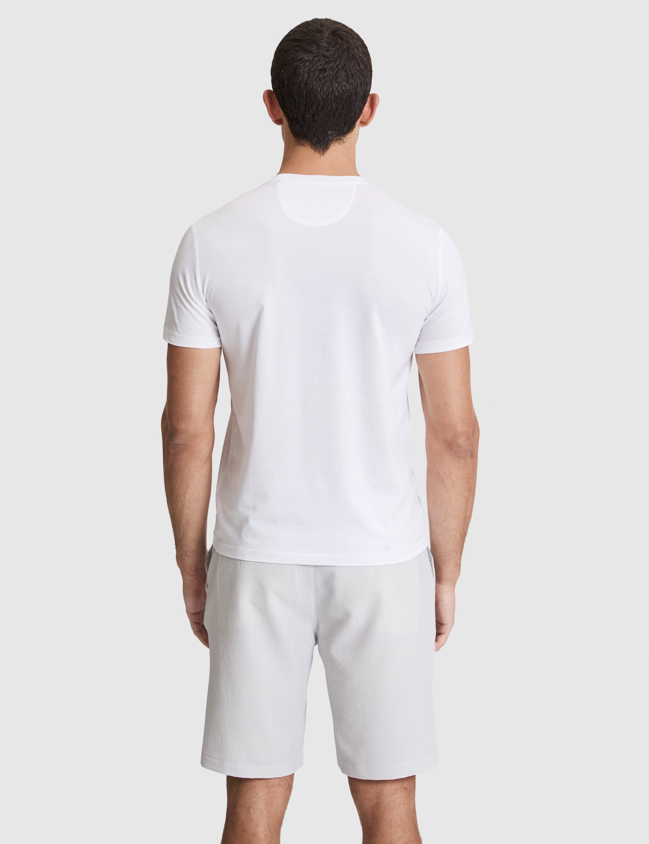 Beyaz Slim Fit %100 Pamuk Bisiklet Yaka Likralı Basic Tişört - 50321129142