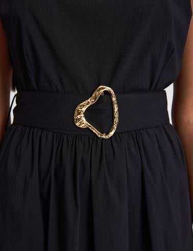 Siyah Comfort Fit Dokuma Elbise
