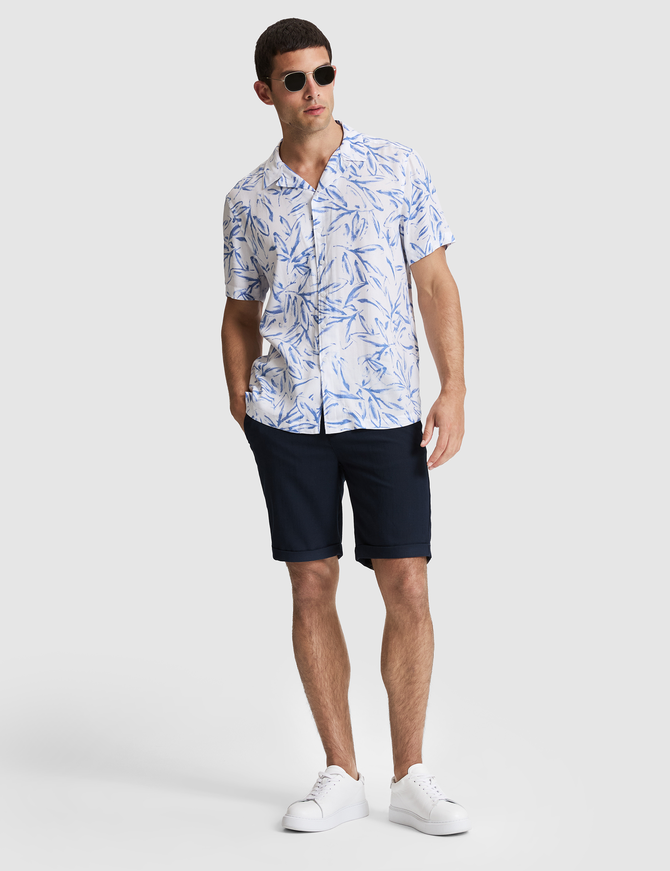 Lacivert Slim Fit Dokuma Şort - 50324461003