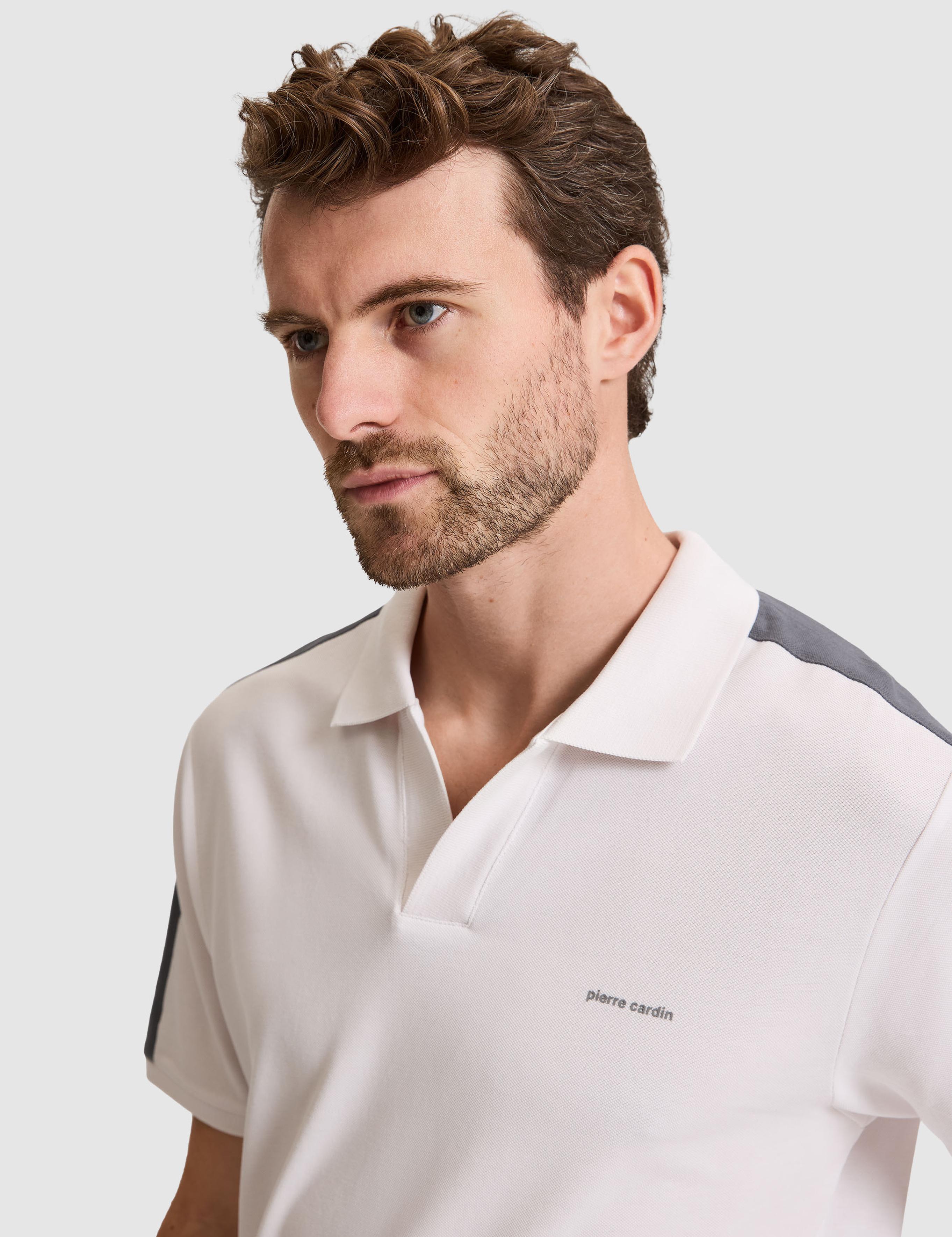 Koyu Gri Kol Detaylı Slim Fit %100 Pamuk Apaş Yaka Tişört