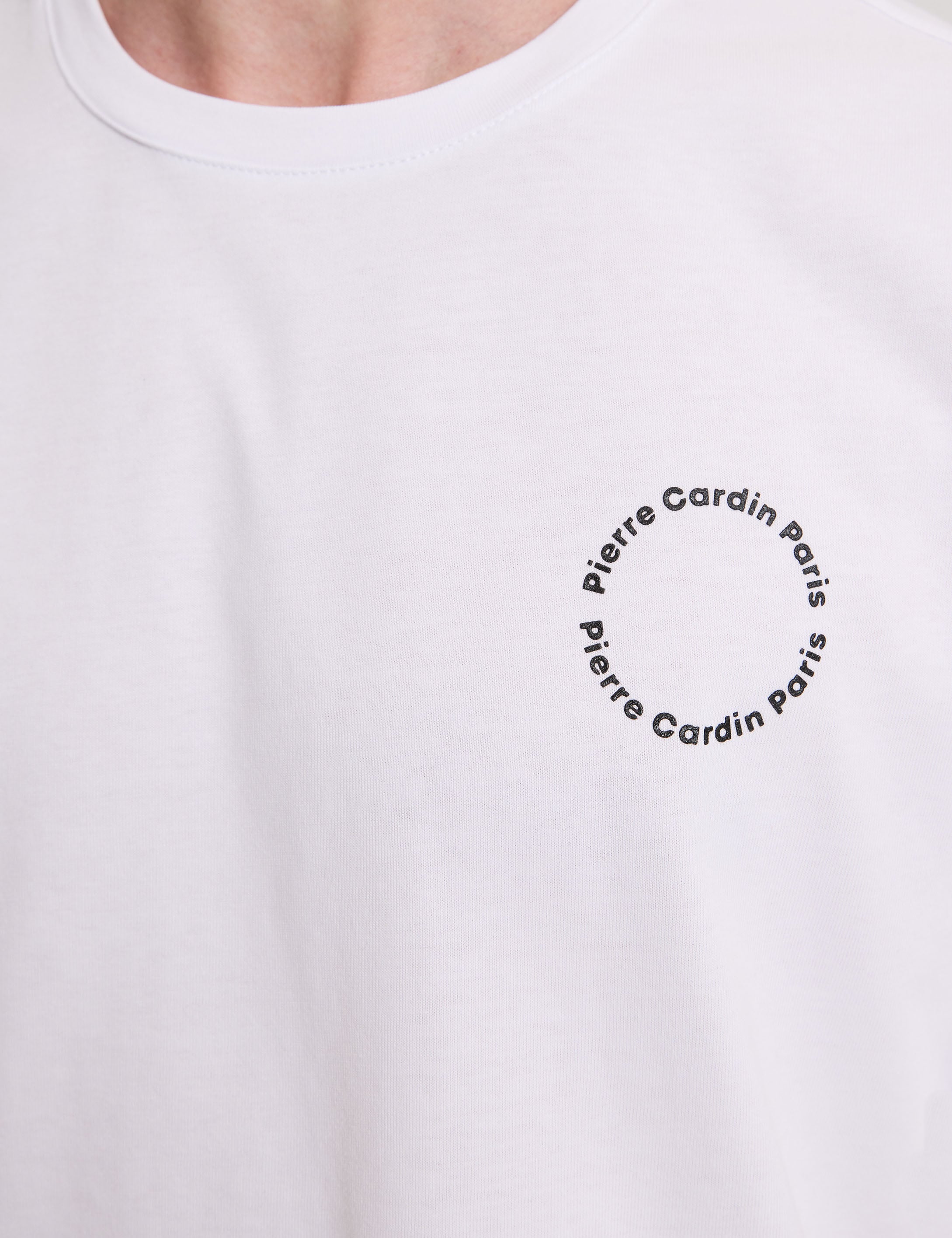 Beyaz Comfort Fit Bisiklet Yaka Tişört - 50310076002