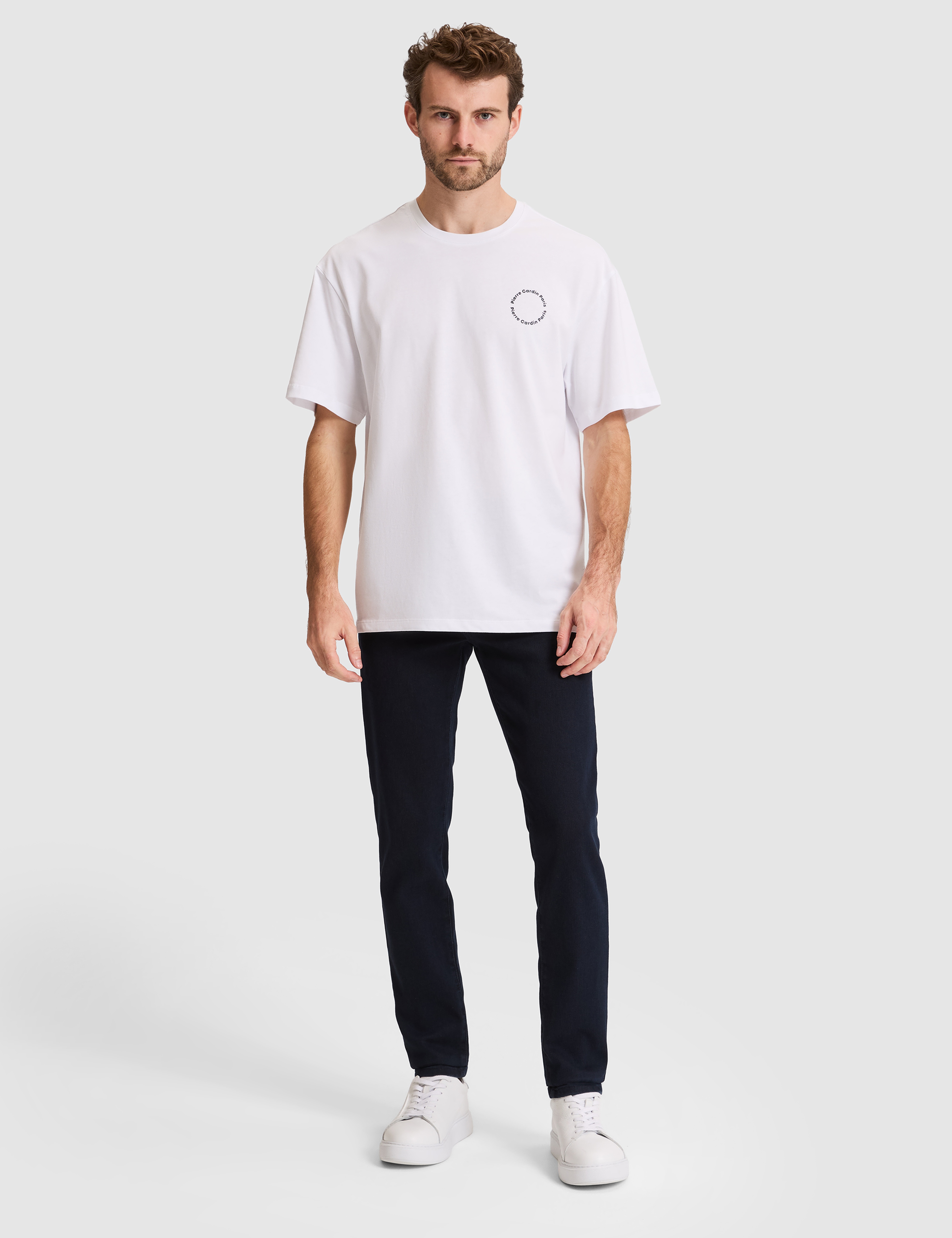 Beyaz Comfort Fit Bisiklet Yaka Tişört - Image 4