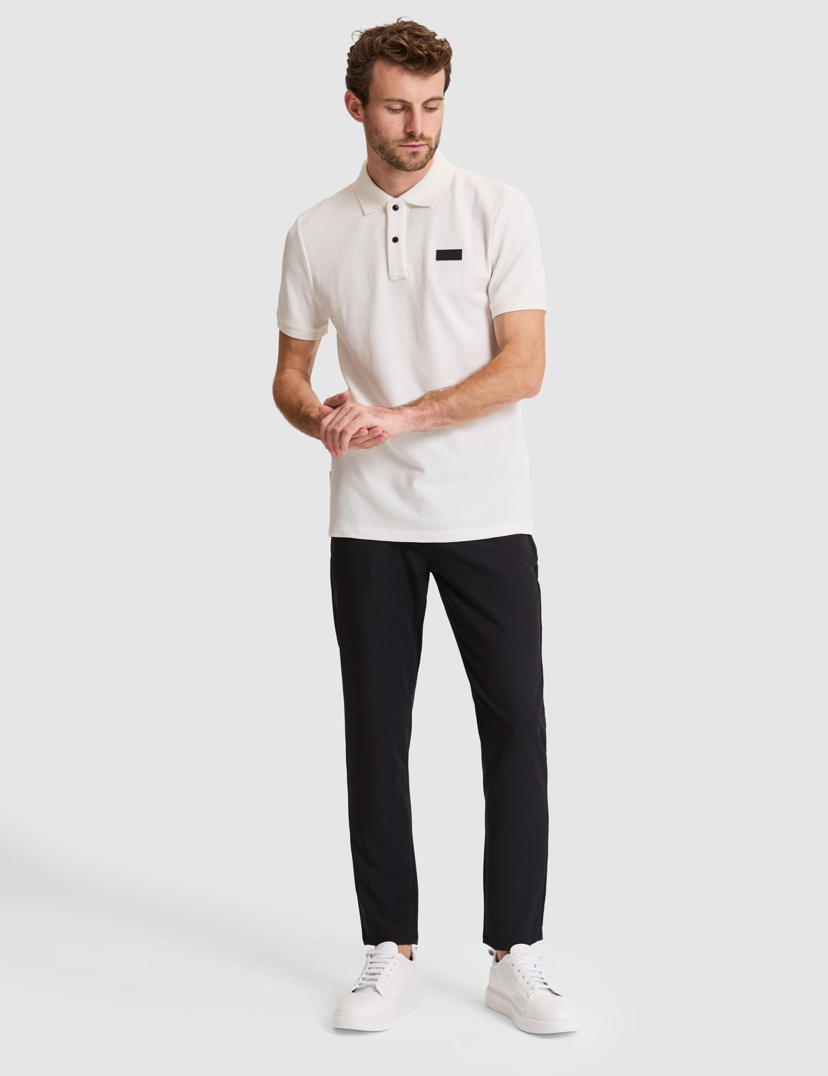 Beyaz Slim Fit Örme Dokulu Düğmeli Polo Yaka Tişört