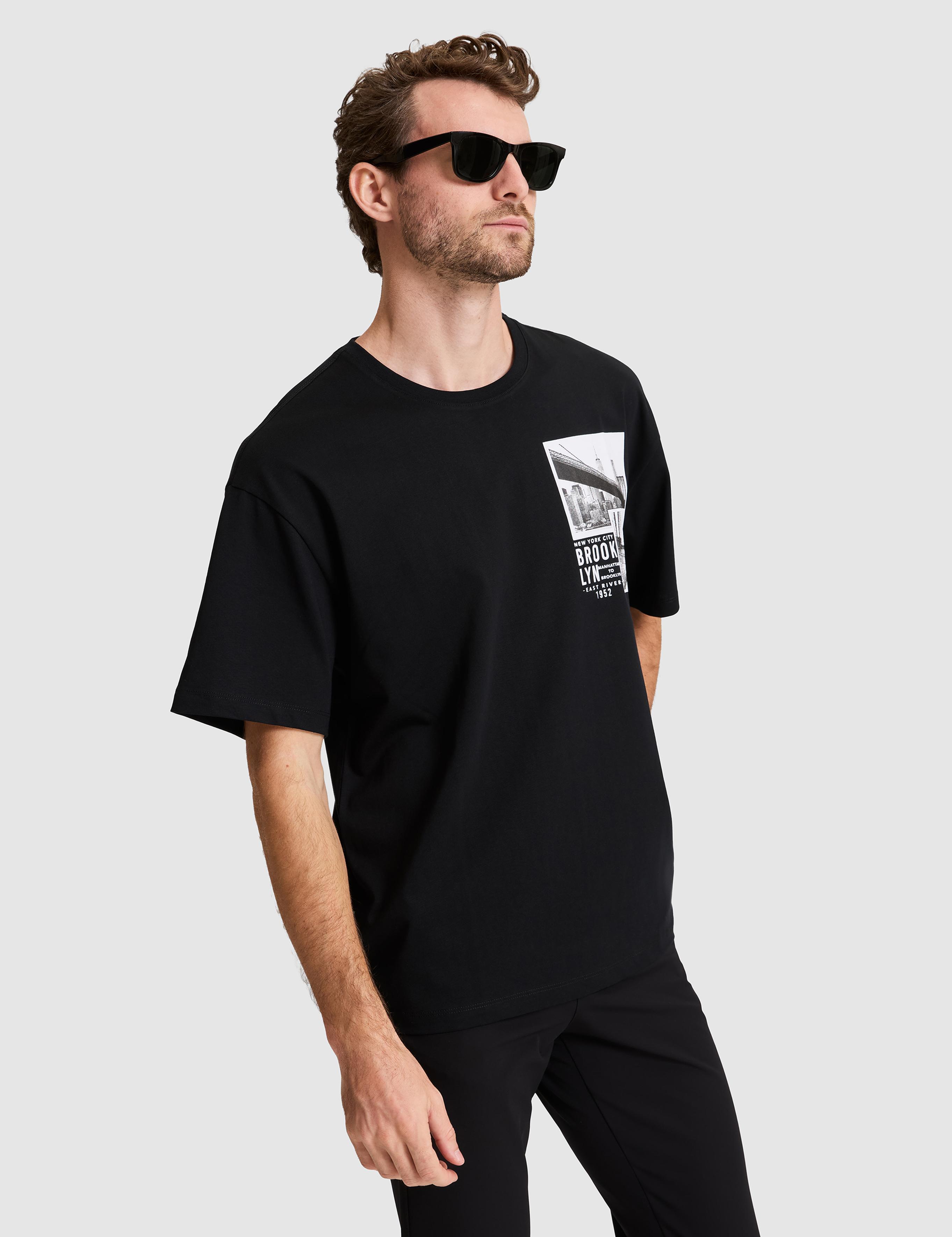 Siyah Comfort Fit Bisiklet Yaka Tişört