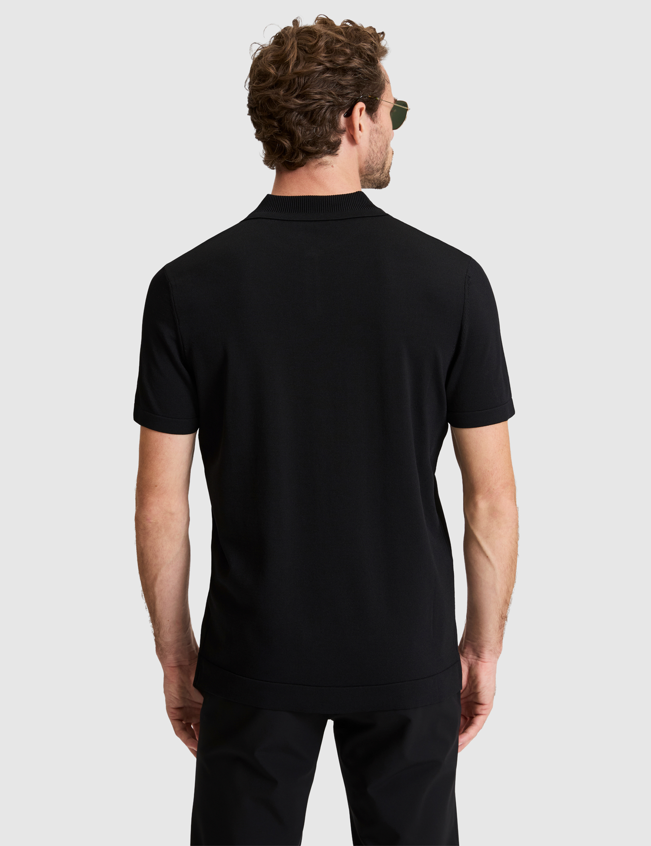Siyah Slim Fit Apaş Yaka Triko Tişört - 50324073053