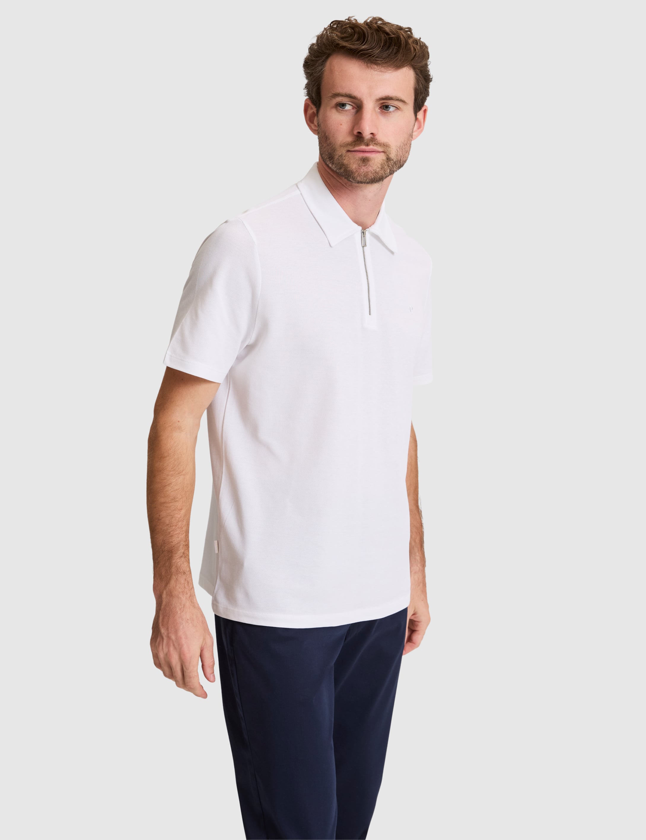 Beyaz Regular Fit Fermuarlı Polo Yaka Tişört - 50334988042