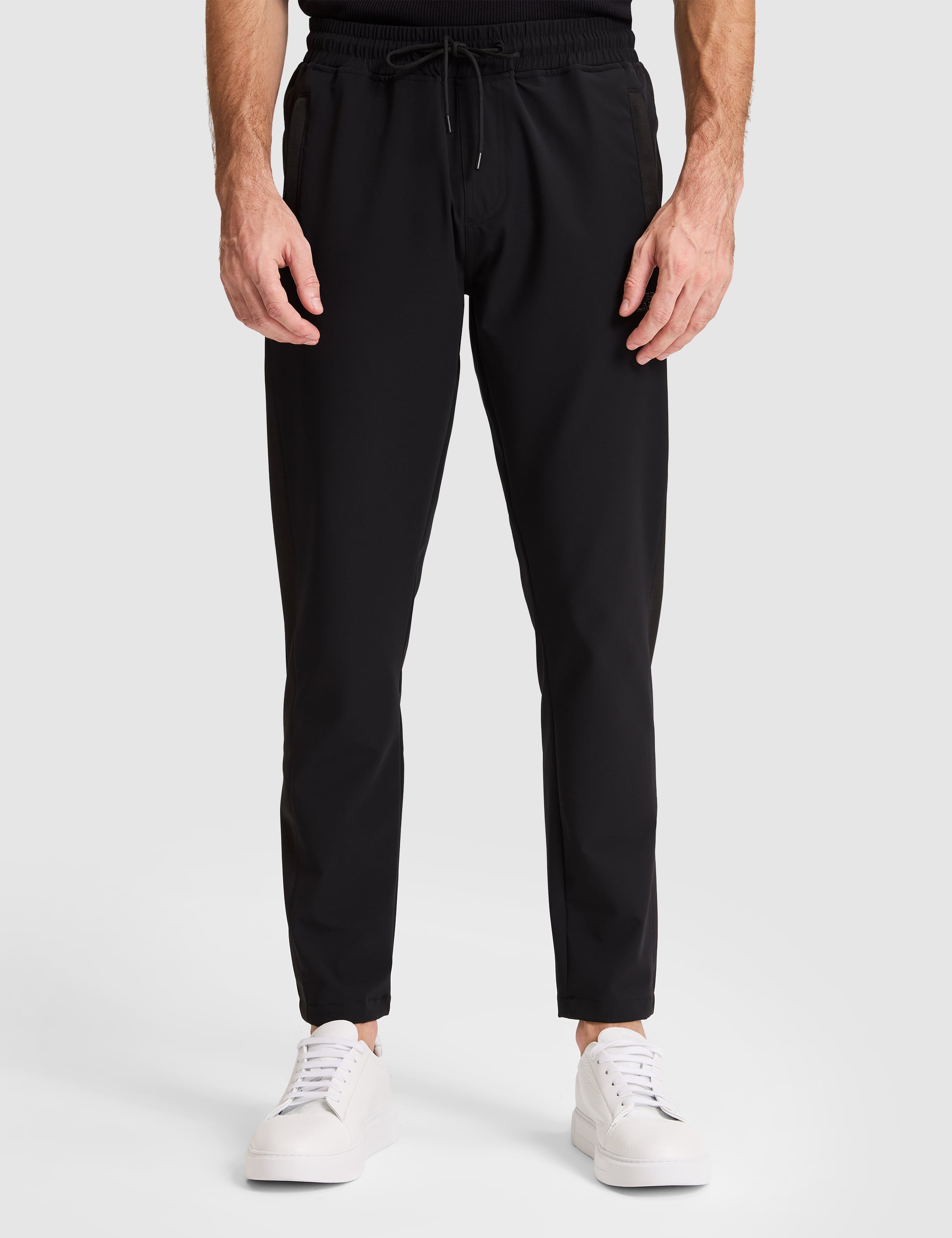 Siyah Regular Fit Eşofman Altı - 50321558004