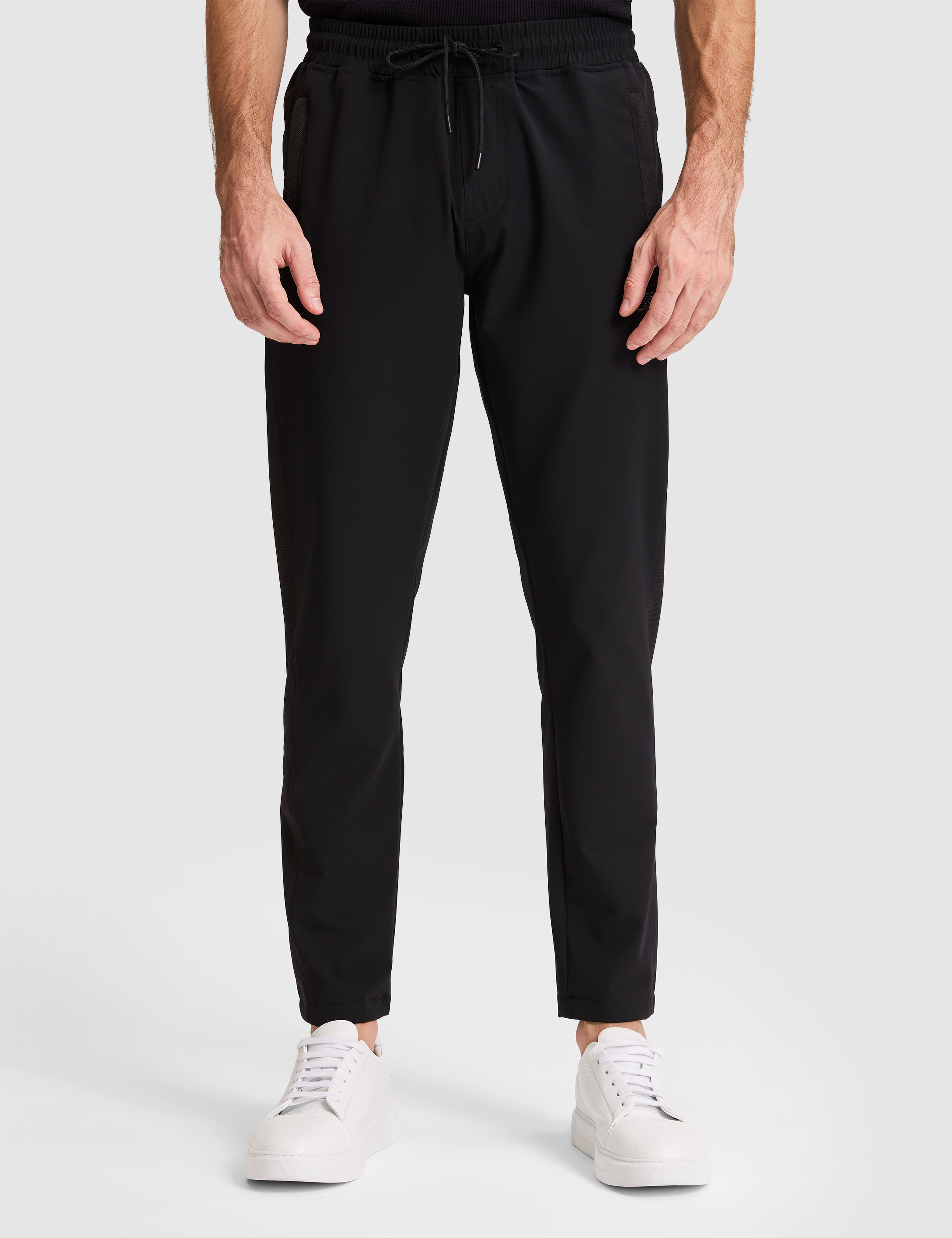 Siyah Regular Fit Eşofman Altı