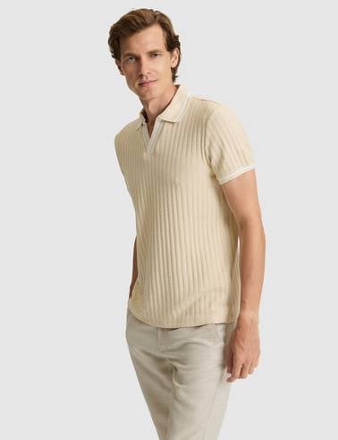 Bej Slim Fit Örme Dokulu Apaş Yaka Tişört