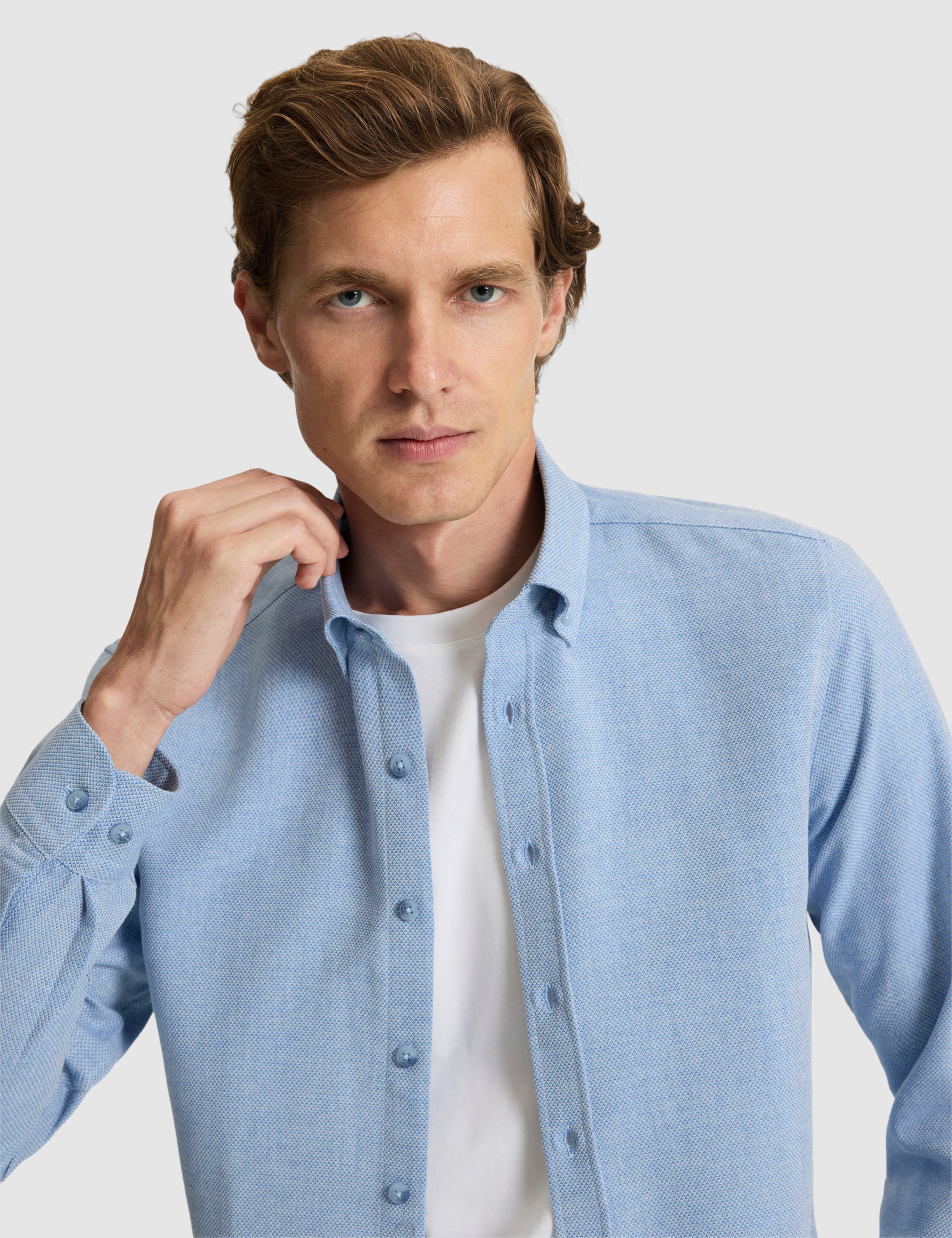 Mavi Slim Fit Dokulu Uzun Kollu Gömlek - Image 2
